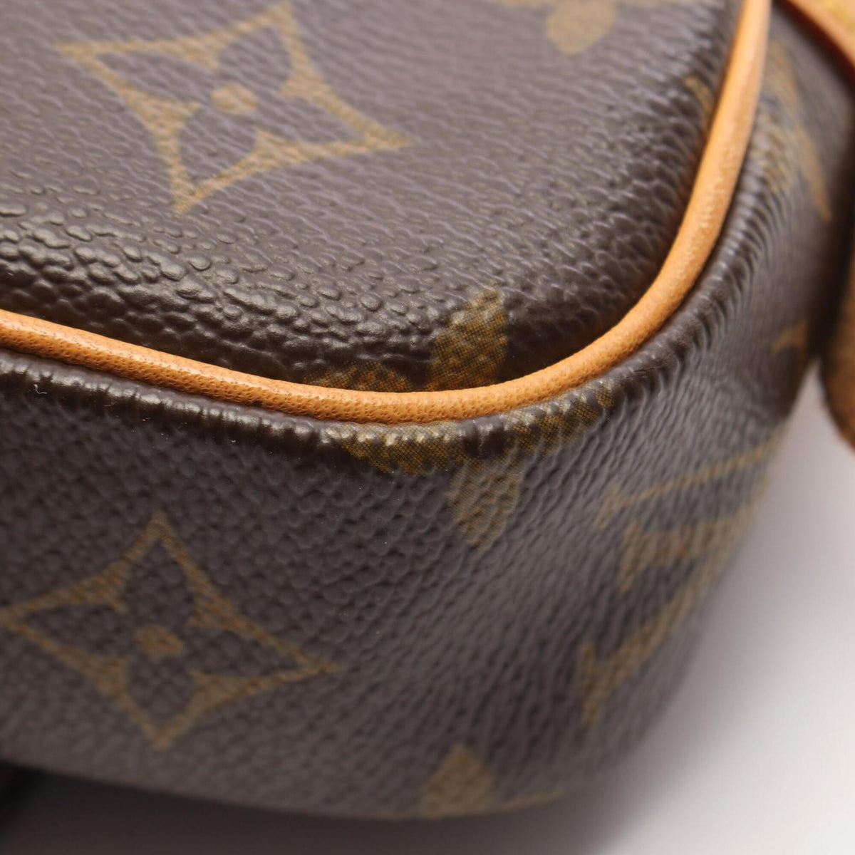 Louis Vuitton Brown Monogram Coated Canvas Handbag Shoulder Bag (Pre-Owned)