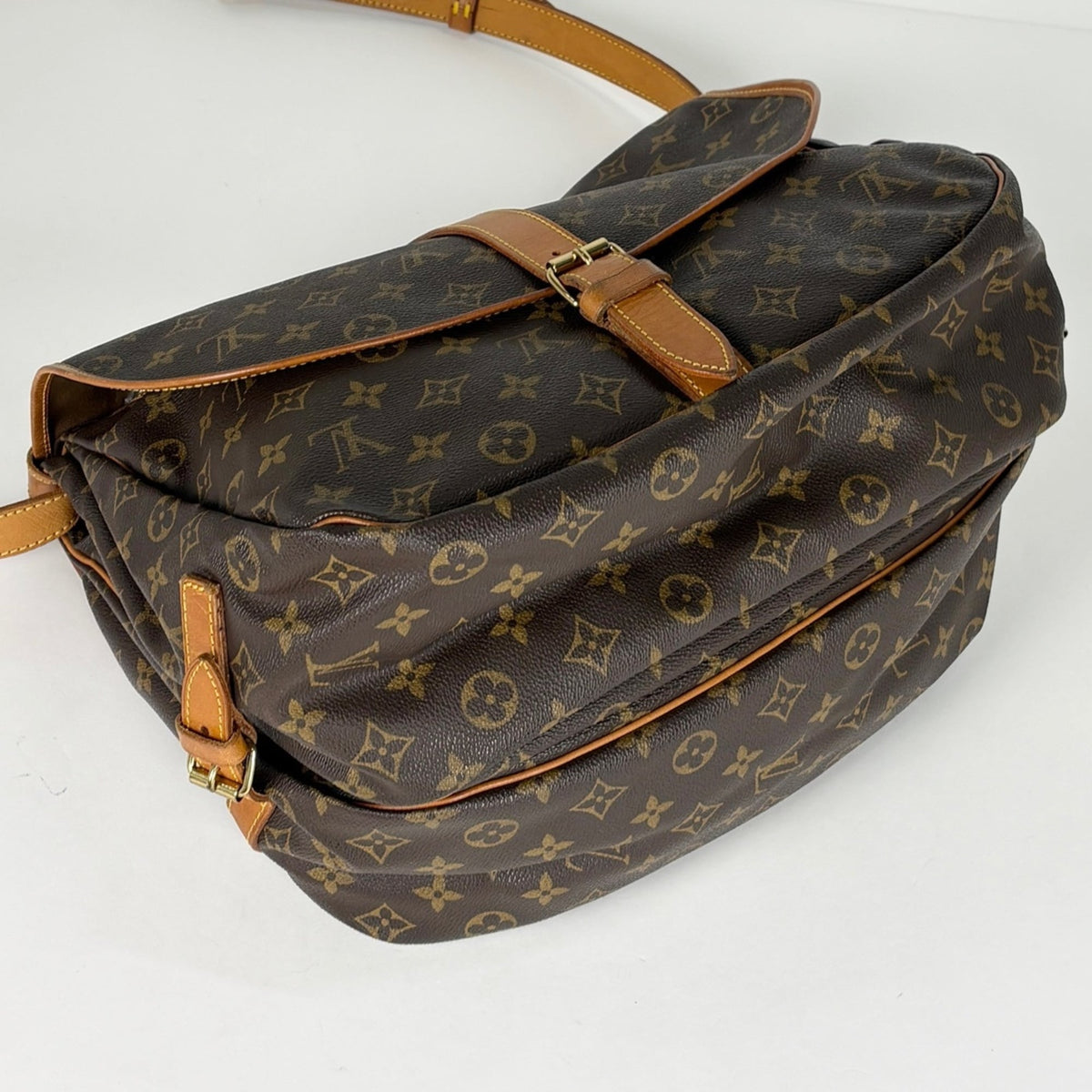 Louis Vuitton Monogram Brown Monogram Shoulder Bag (Pre-Owned)