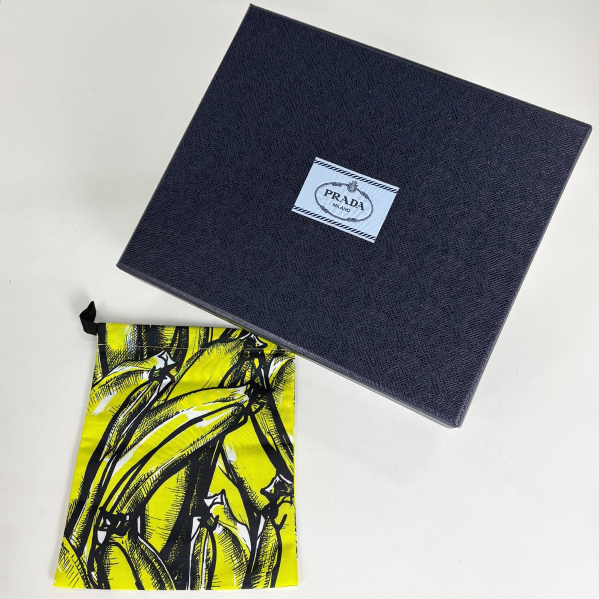 Prada Black Nero Nylon Pouch (Pre-Owned)