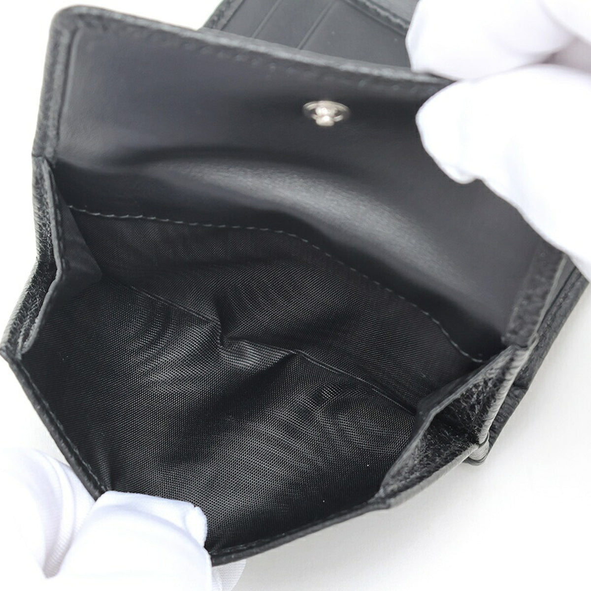 Prada Black Leather Wallet (Tri-Fold) (Pre-Owned)