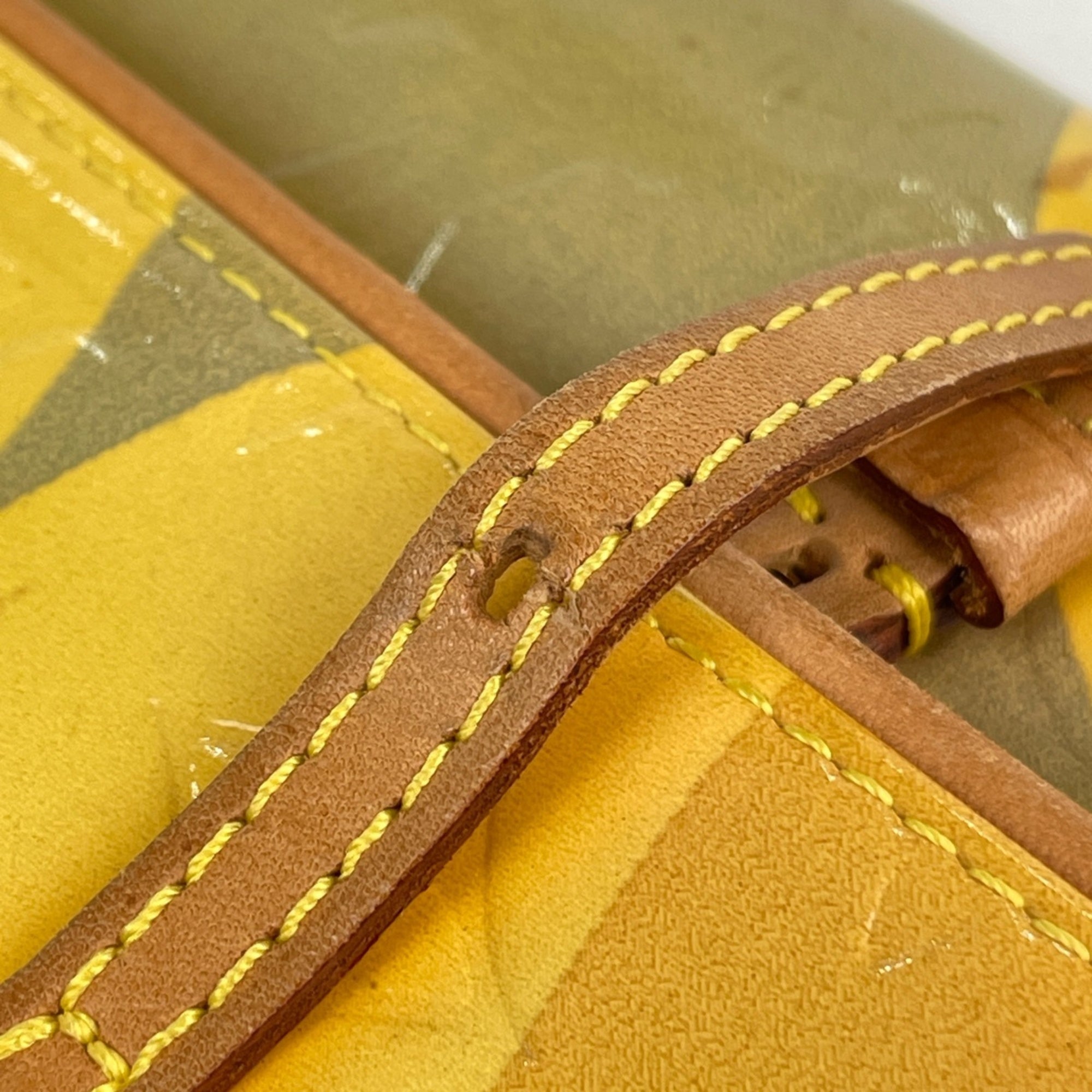Louis Vuitton Yellow Monogram Vernis Pochette Shoulder Bag (Pre-Owned)