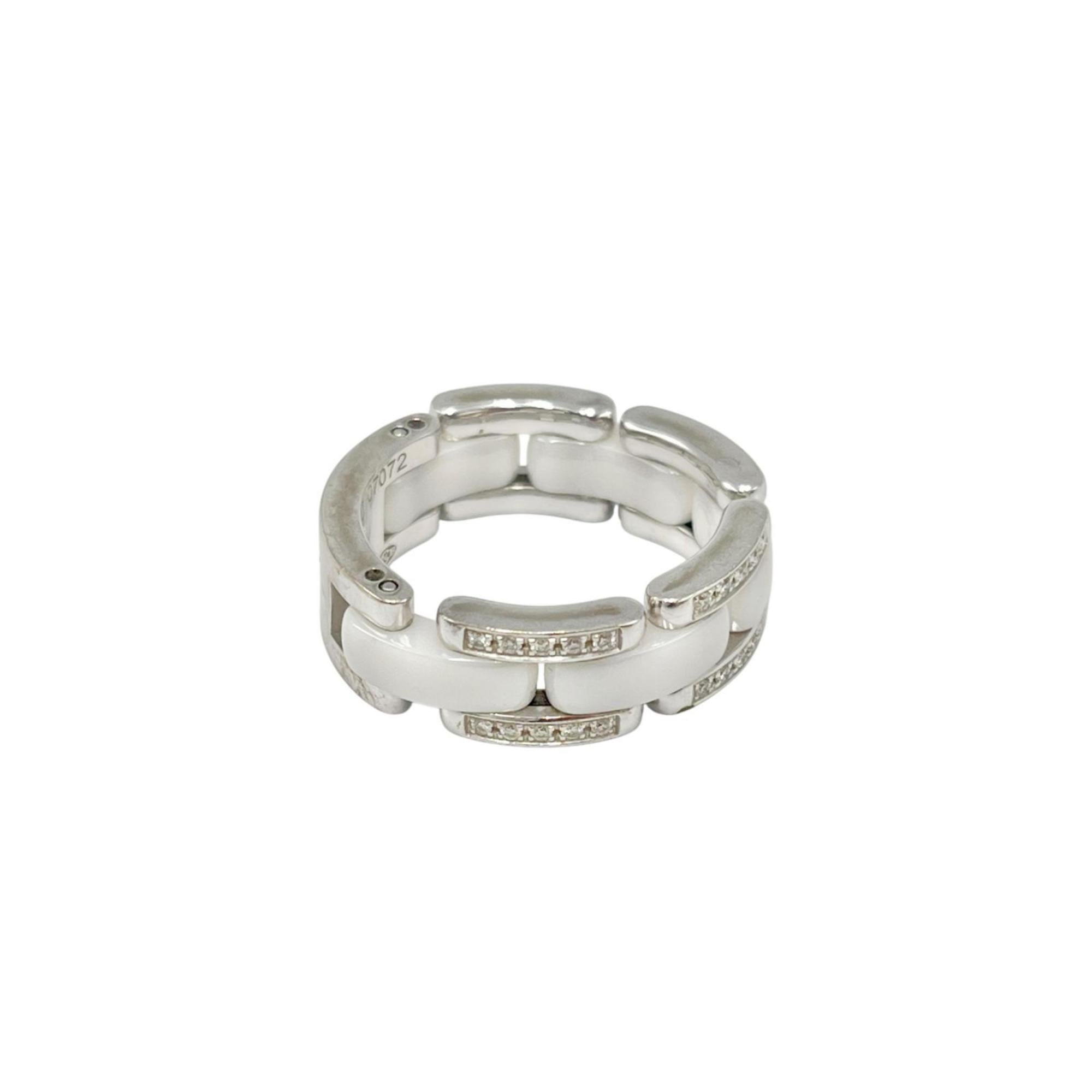 Chanel White Band Ring (Pre-Owned)