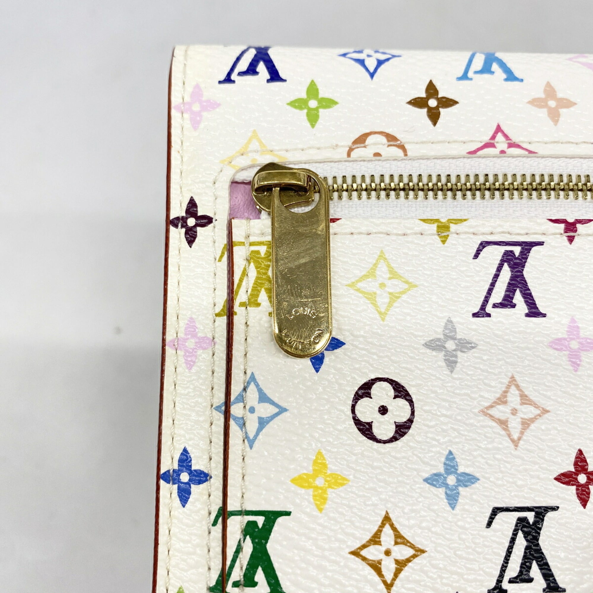 Louis Vuitton Blanc Litchi Long Wallet (Tri-Fold) (Pre-Owned)