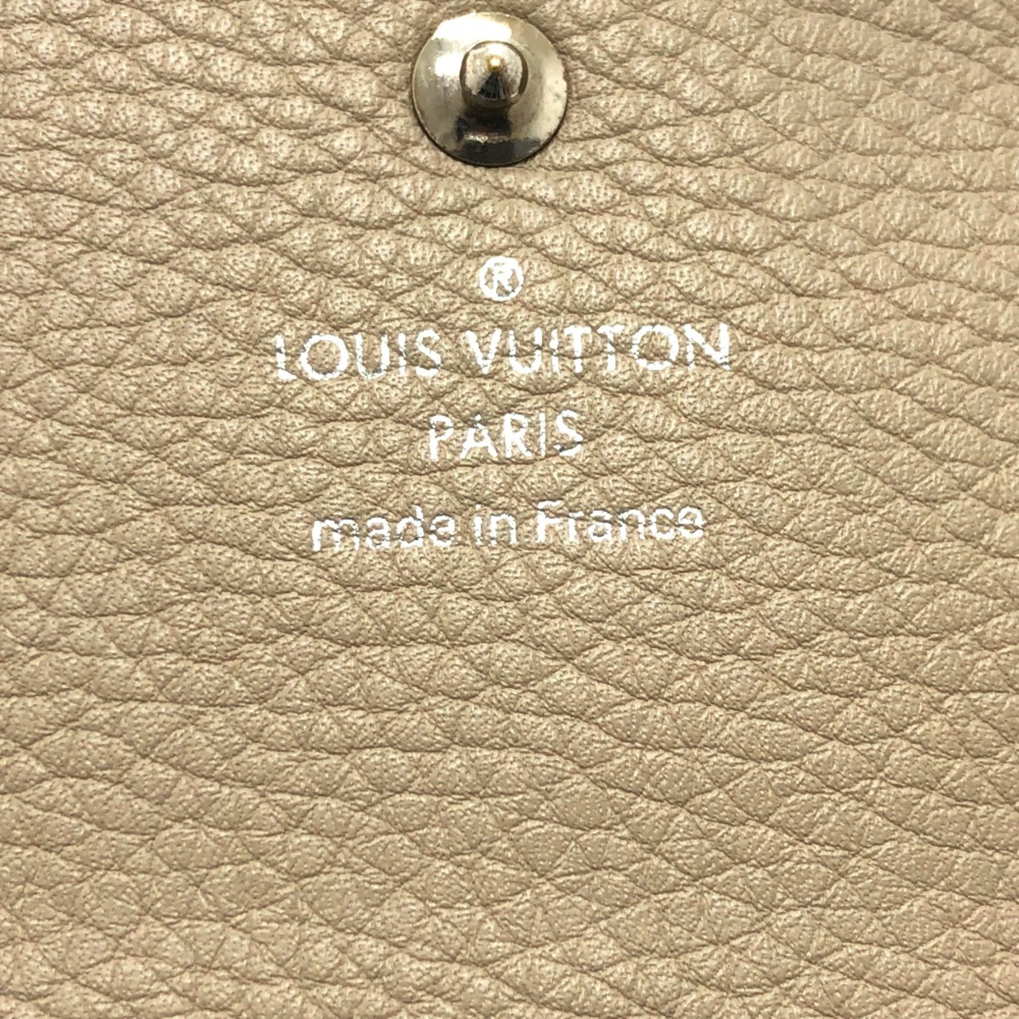 Louis Vuitton Beige Other Wallet (Bi-Fold) (Pre-Owned)