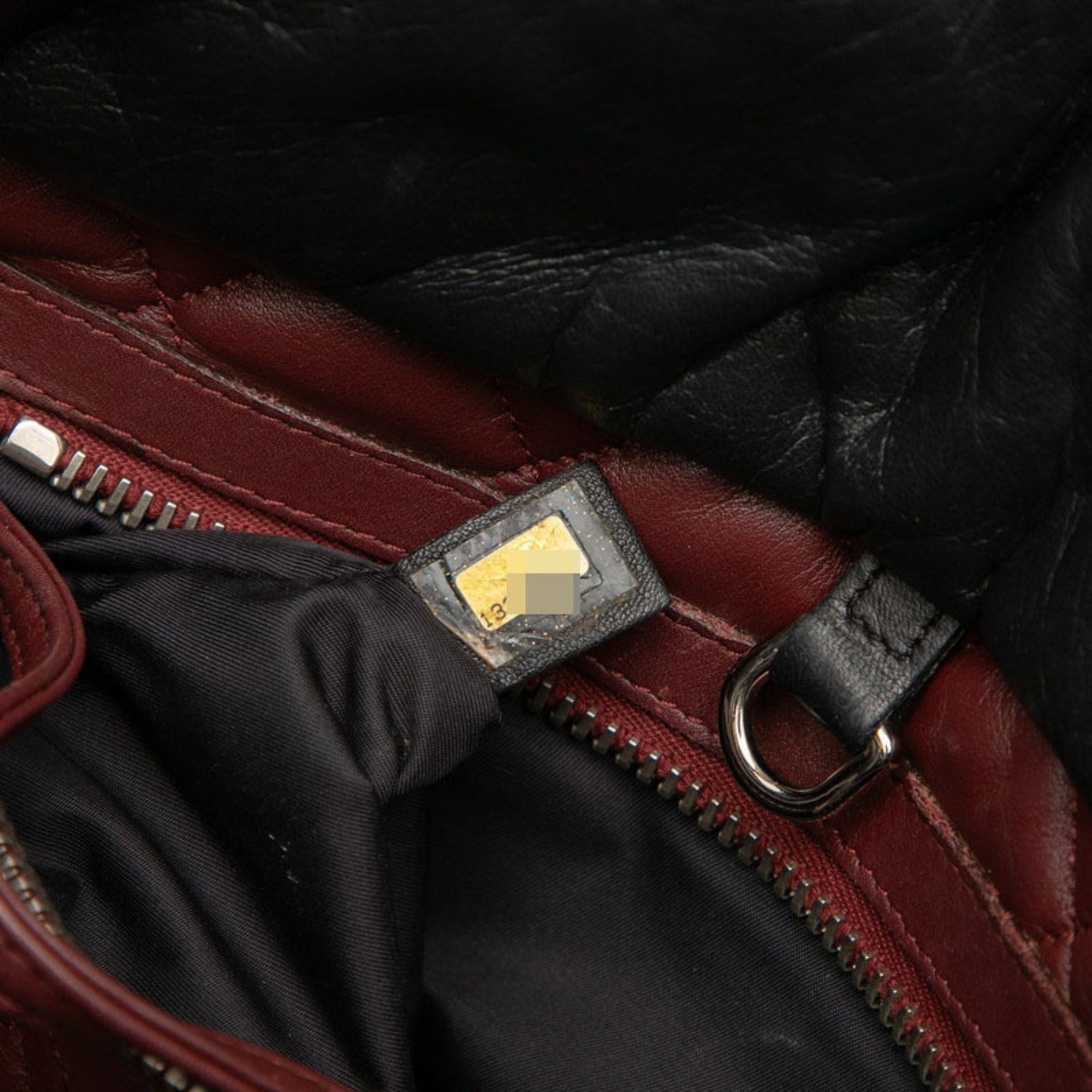Chanel Black Leather Tote Bag (Pre-Owned)