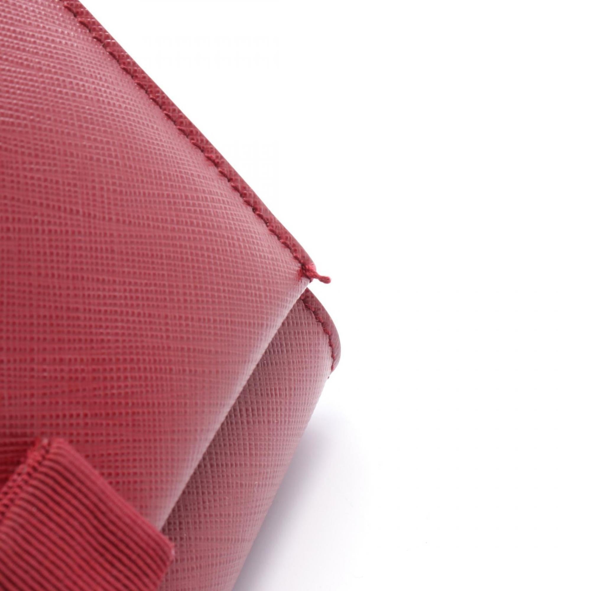 Salvatore Ferragamo Red Color Leather Shoulder Bag (Pre-Owned)