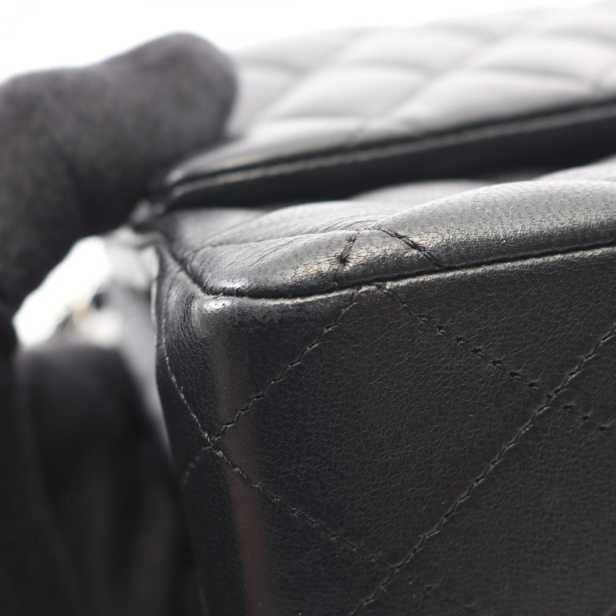Chanel Black Leather Handbag Shoulder Bag (Pre-Owned)