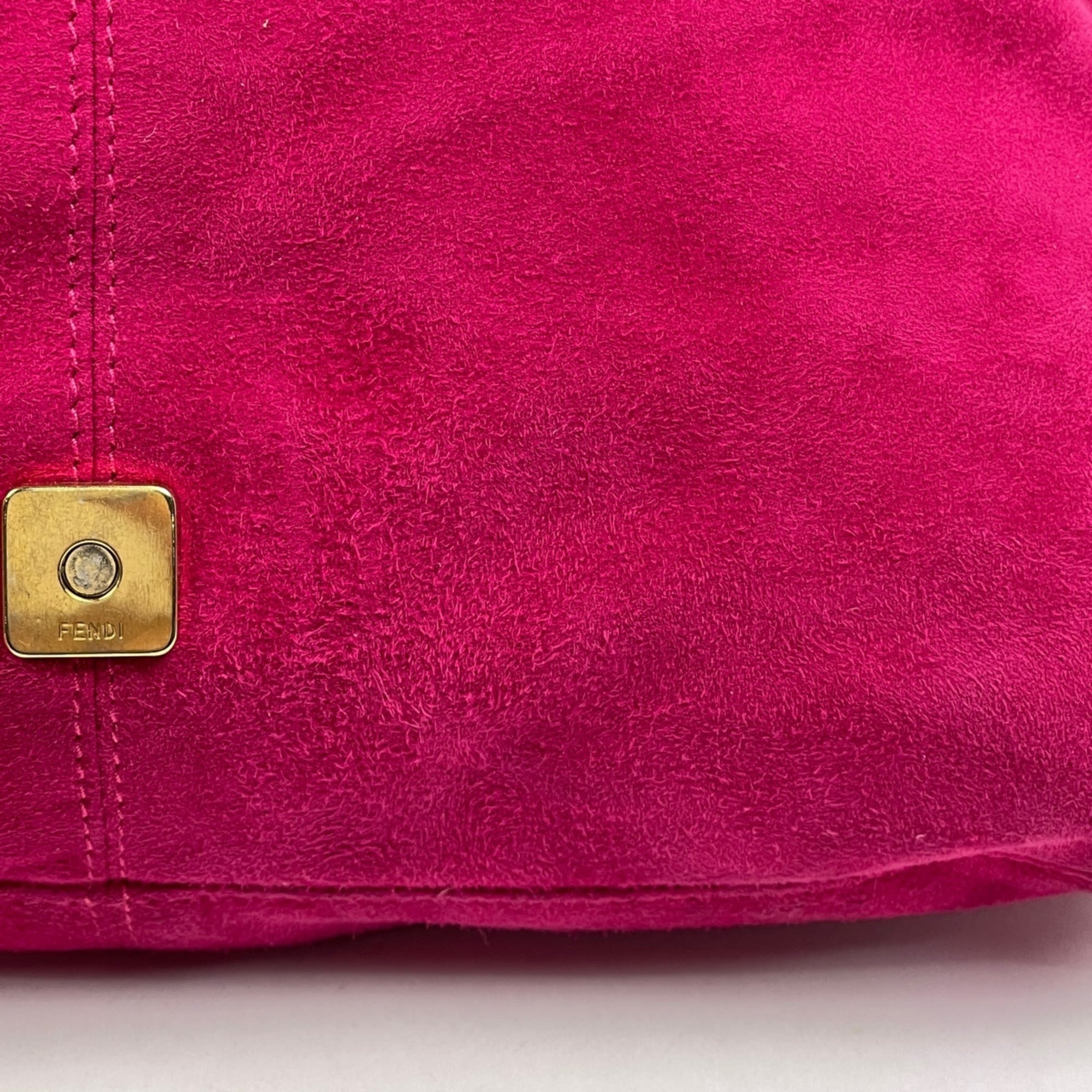Fendi Pink Suede Leather Shoulder Bag (Pre-Owned)