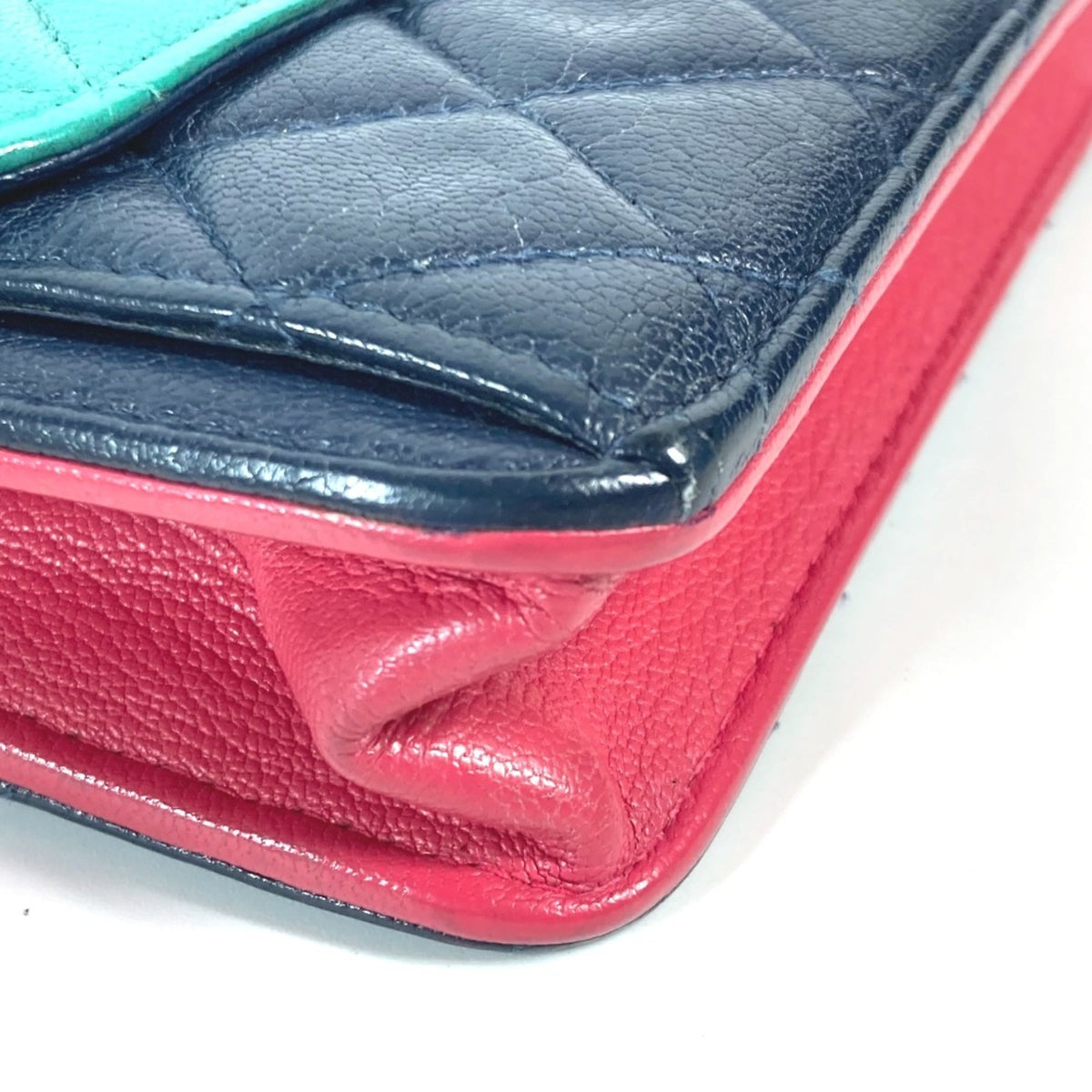 Chanel Navy Pink Grained Calfskin Pochette Shoulder Bag (Pre-Owned)