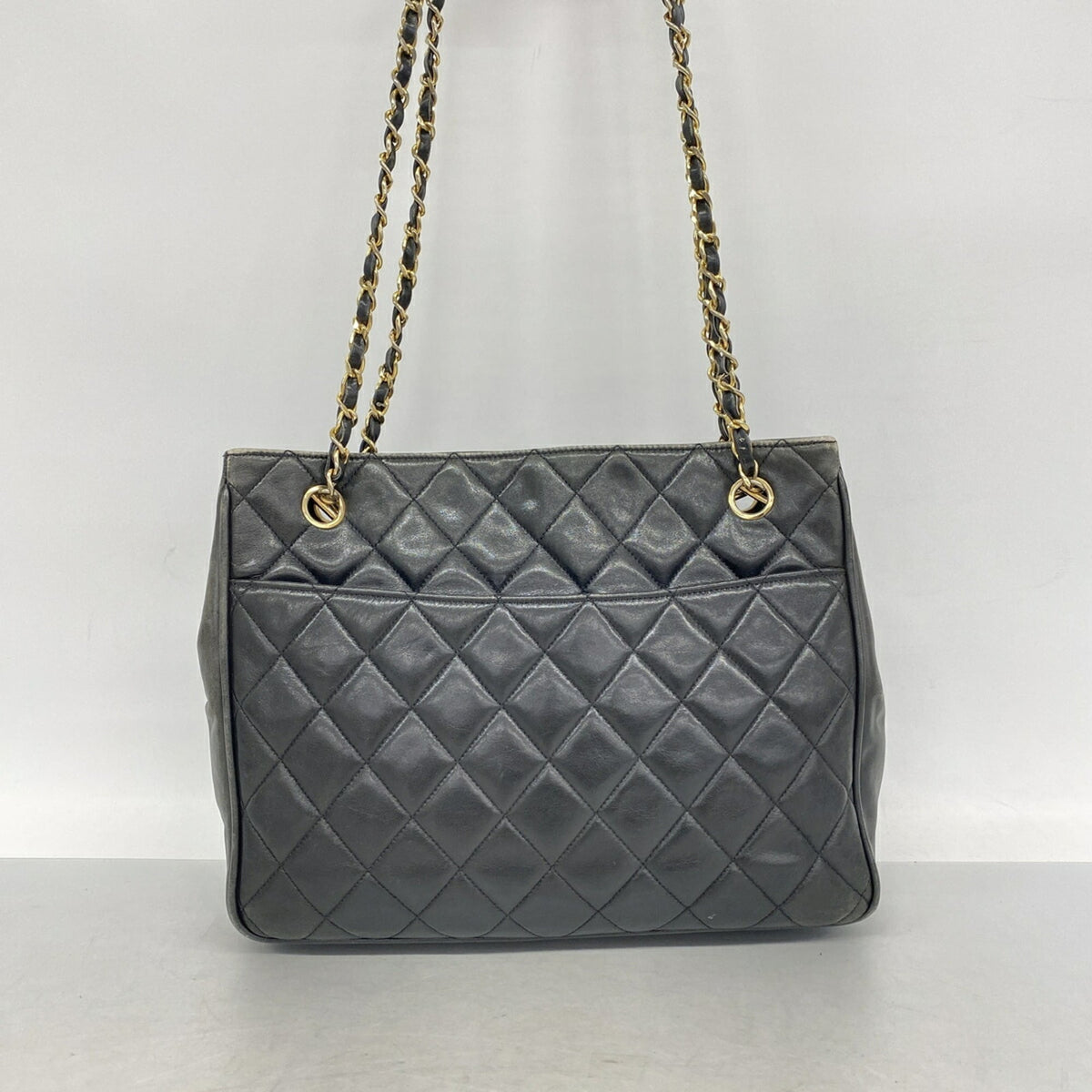 Chanel Black Leather Tote Bag (Pre-Owned)