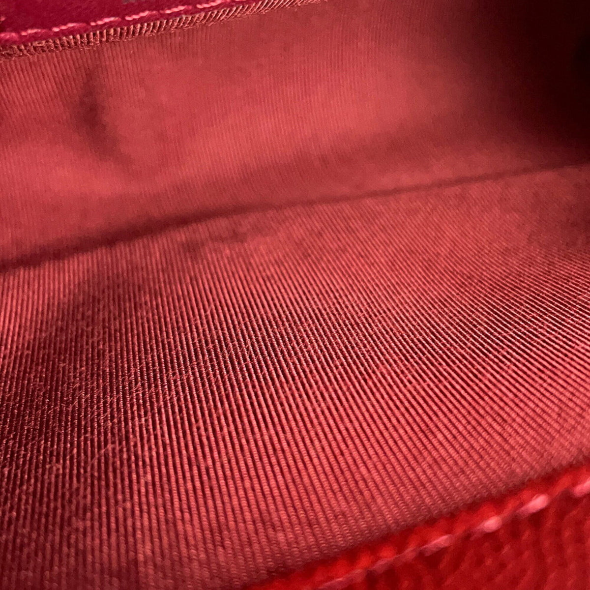 Chanel Boy Chanel Red Color Grained Calfskin Handbag Shoulder Bag (Pre-Owned)
