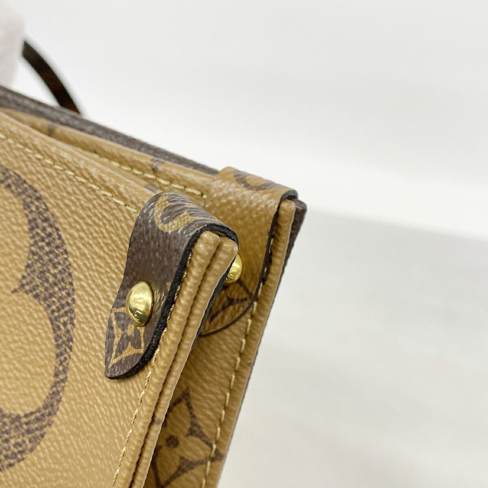 Louis Vuitton Brown Tote Bag (Pre-Owned)