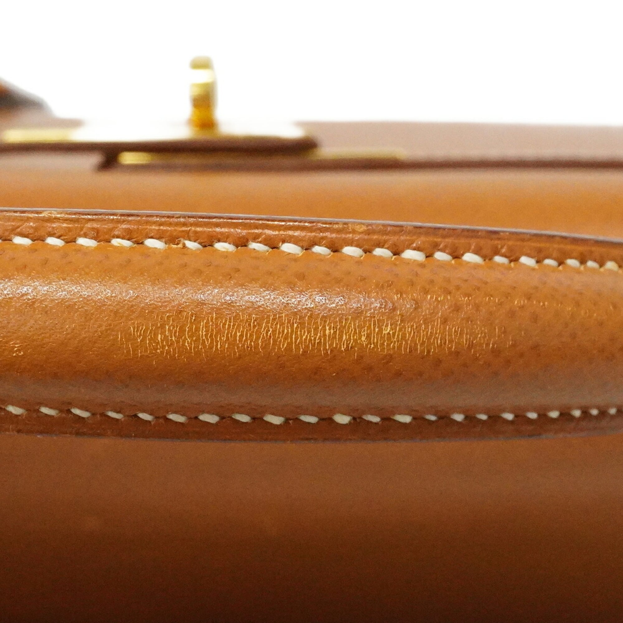 Hermes Gold Courchevel Leather Handbag (Pre-Owned)