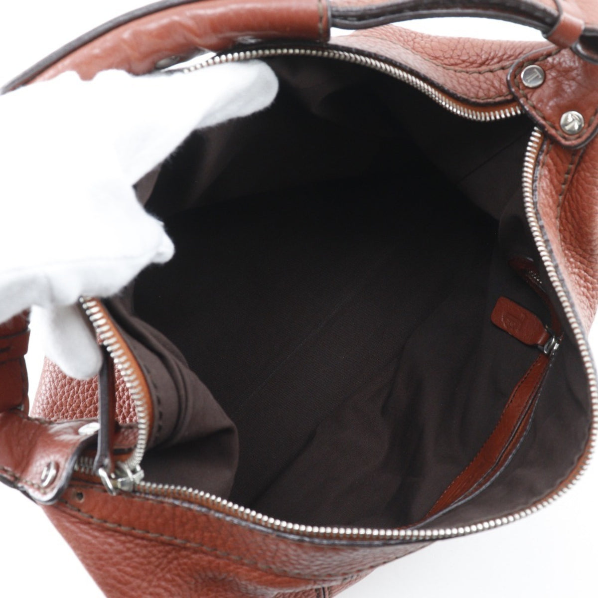 Tod's Brown Leather Shoulder Bag (Pre-Owned)