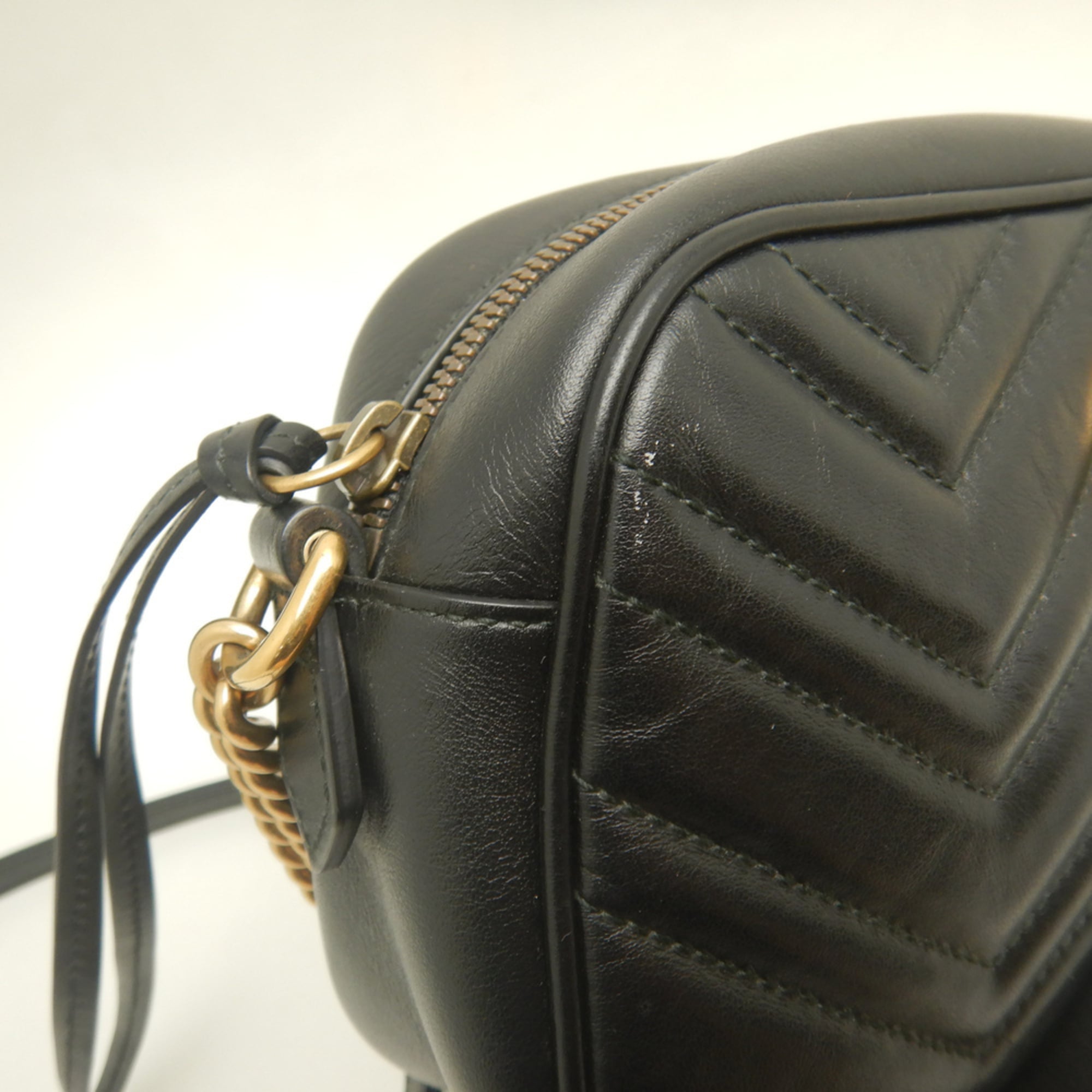 Gucci Black Leather Shoulder Bag (Pre-Owned)
