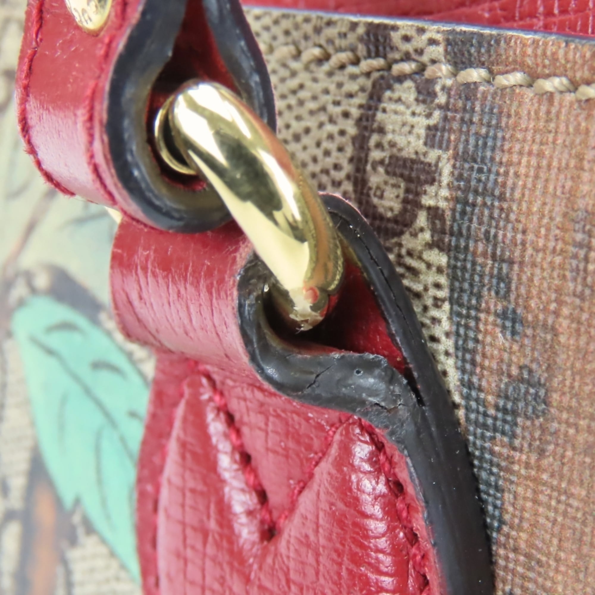 Gucci Beige Multi-Color Red Color Gg Supreme Canvas Handbag Shoulder Bag (Pre-Owned)