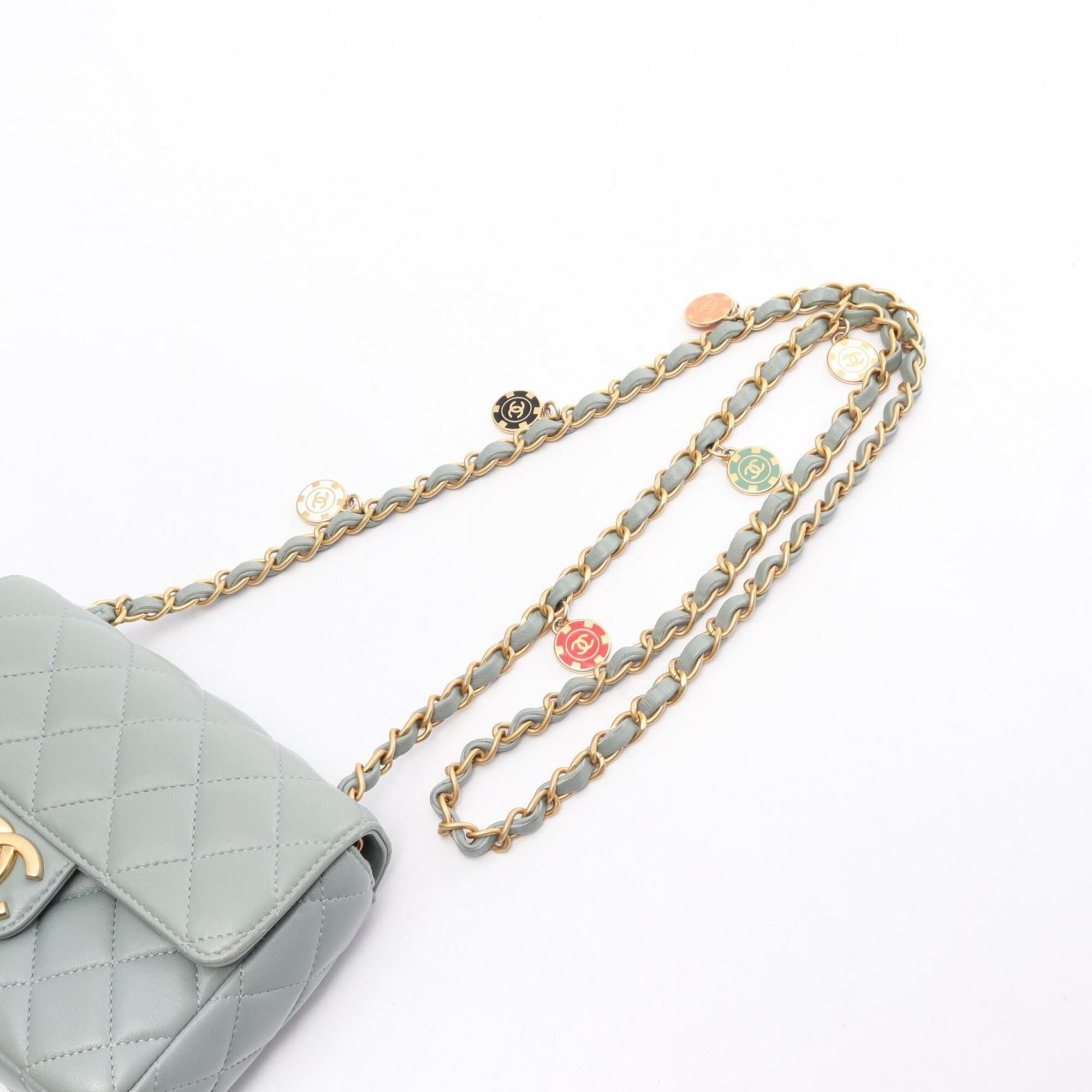 Chanel Green Leather Handbag Shoulder Bag (Pre-Owned)