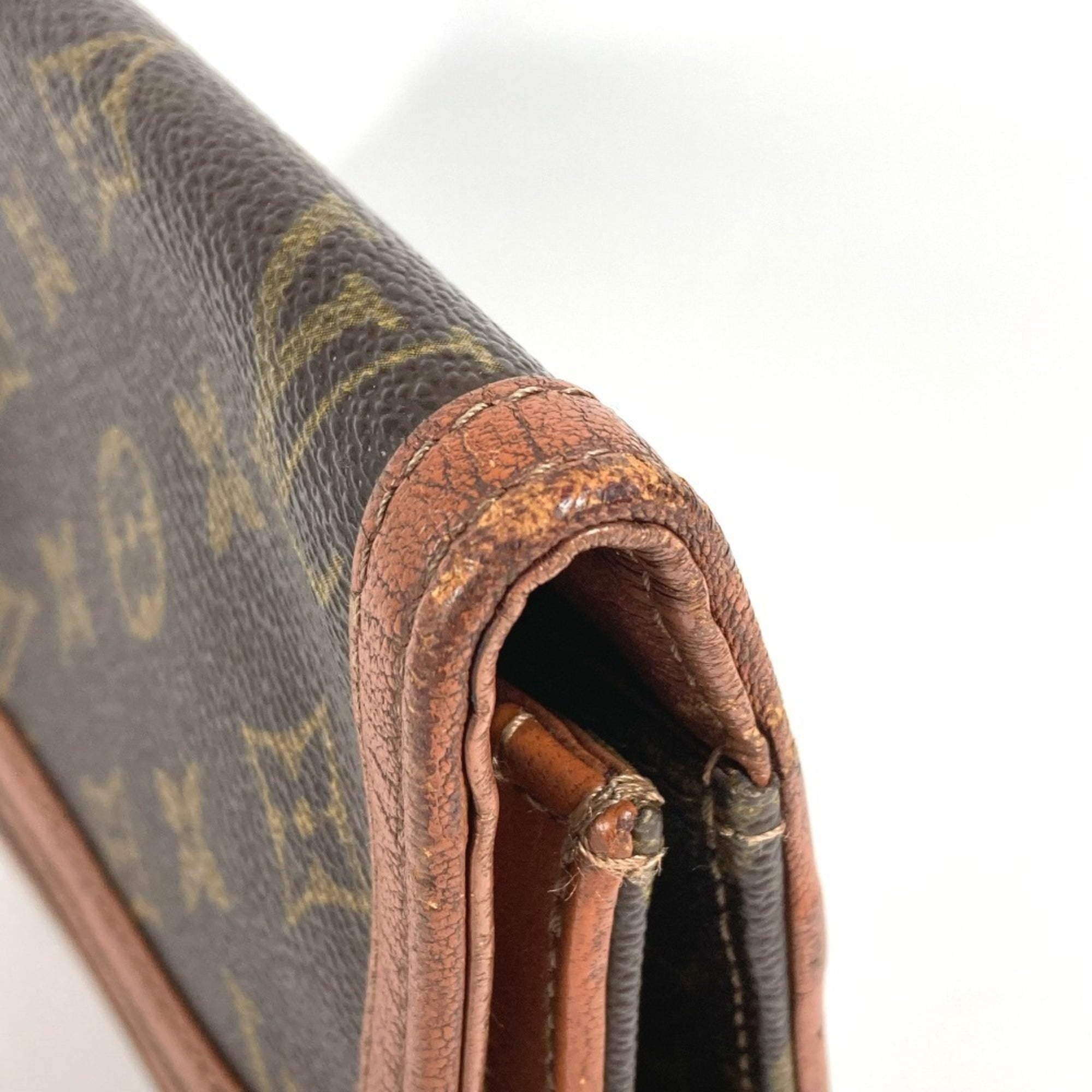 Louis Vuitton Brown Monogram Canvas Clutch Bag Pochette Pouch (Pre-Owned)