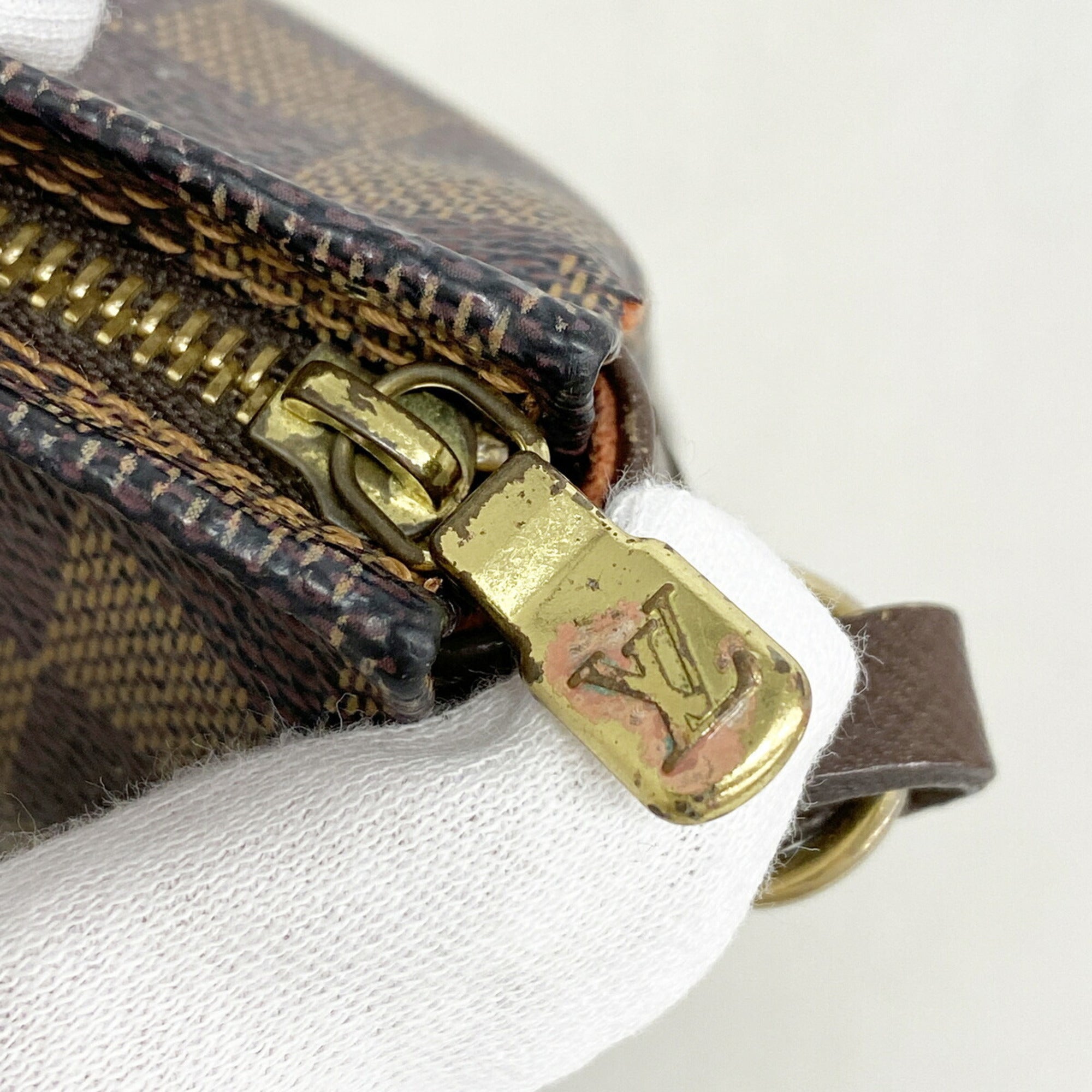 Louis Vuitton Ebene Pouch (Pre-Owned)