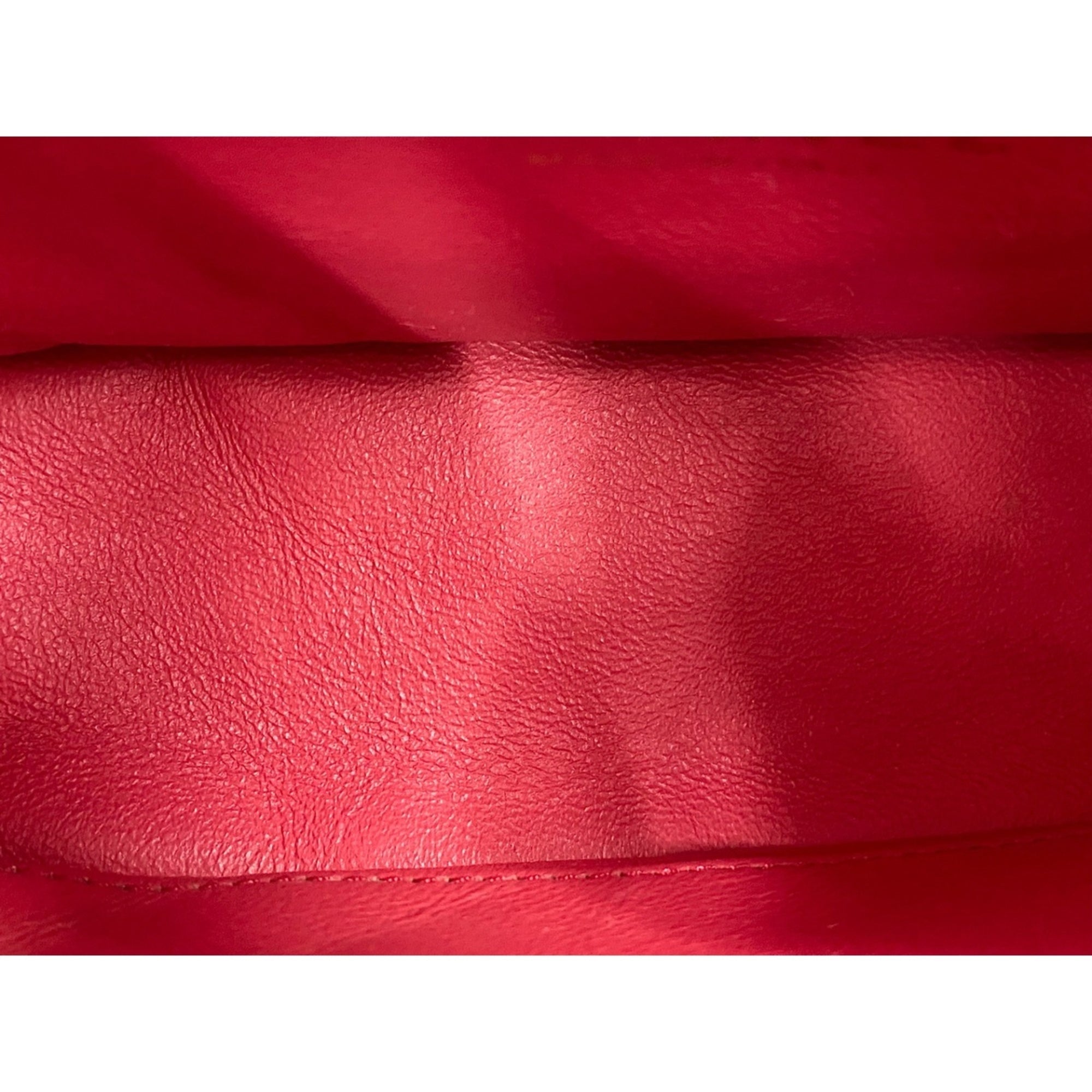 Chanel Red Color Shoulder Bag (Pre-Owned)