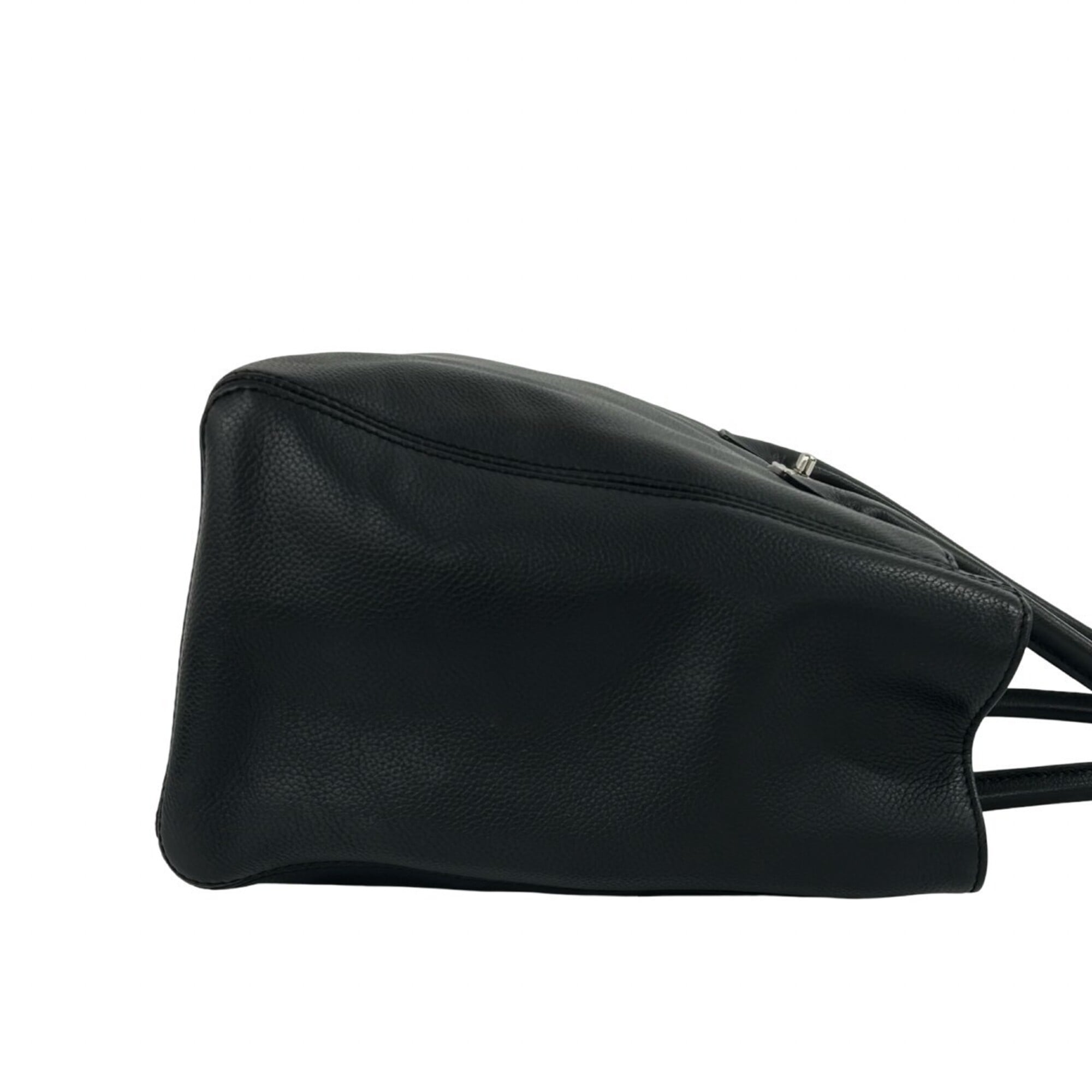 Chanel Black Grained Calfskin Handbag Pouch Shoulder Bag (Pre-Owned)