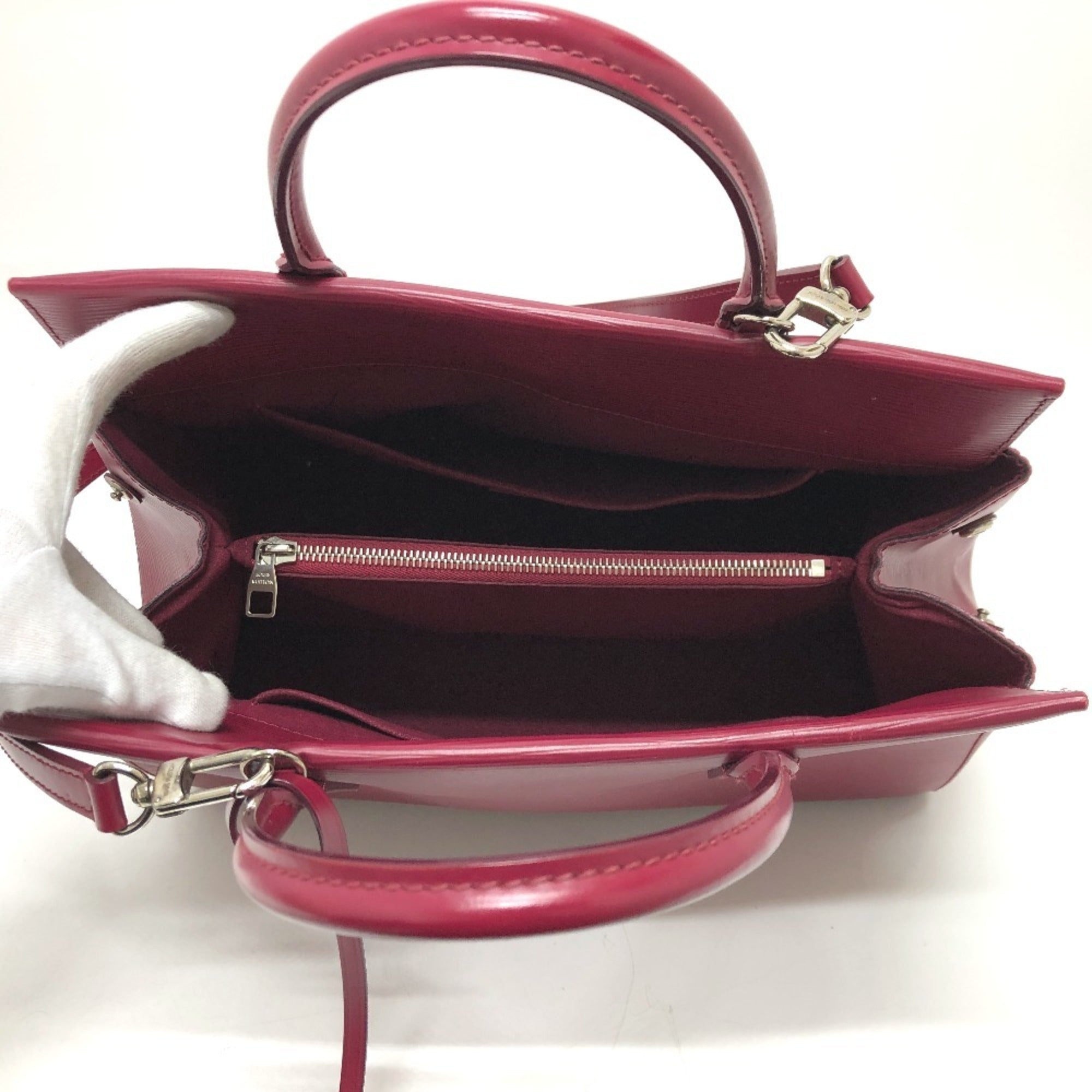 Louis Vuitton Epi Fuchsia Epi Leather Handbag (Pre-Owned)