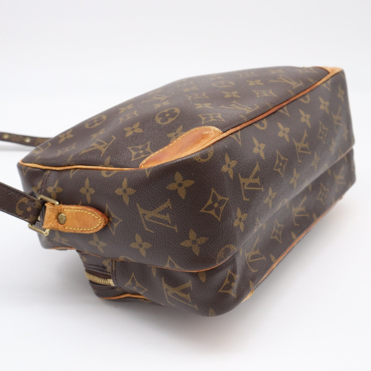 Louis Vuitton Beige Brown Monogram Coated Canvas Leather Shoulder Bag (Pre-Owned)