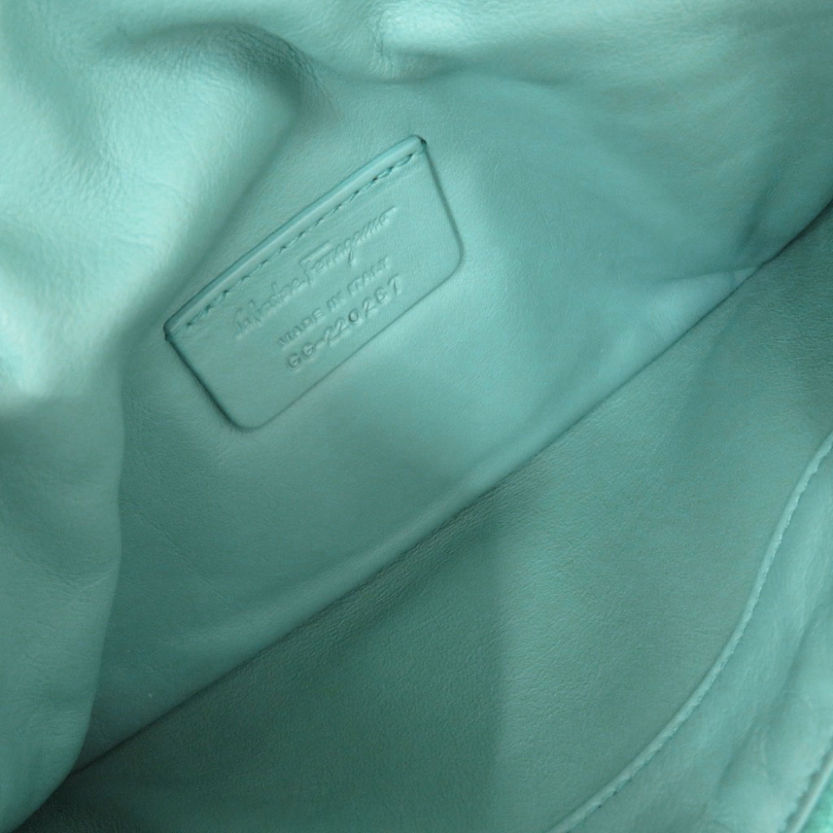 Salvatore Ferragamo Light Blue Leather Shoulder Bag (Pre-Owned)