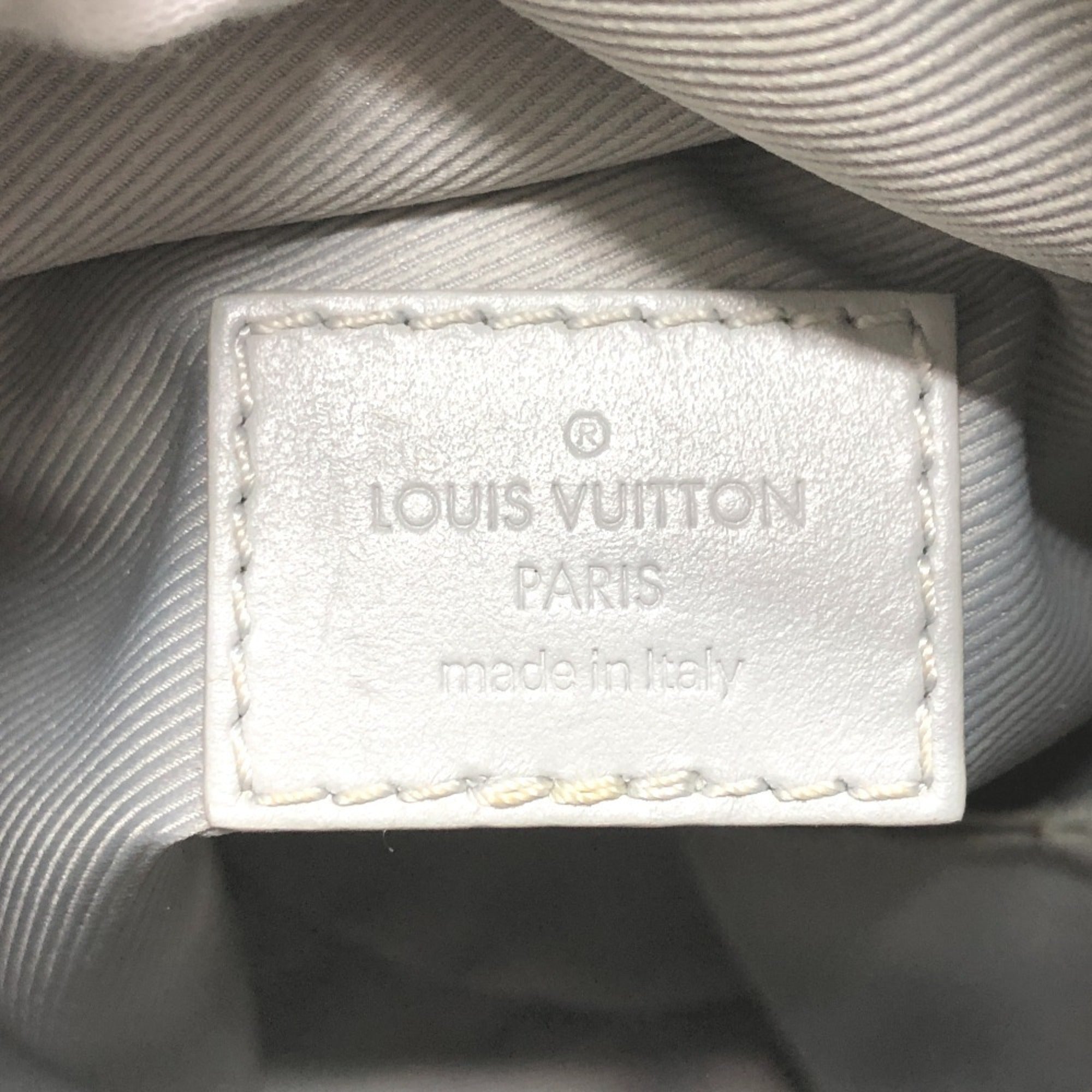 Louis Vuitton White Monogram Shoulder Bag (Pre-Owned)