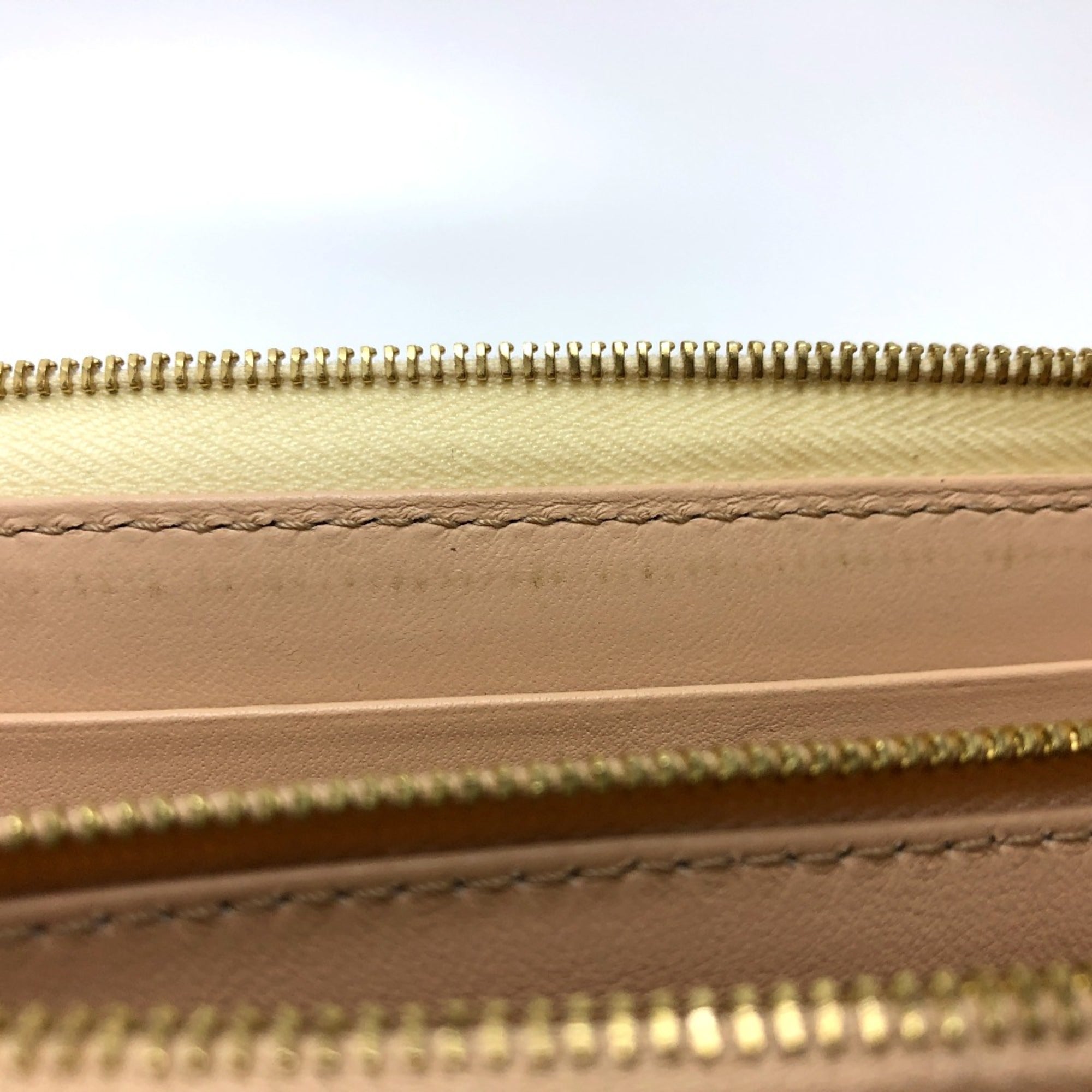 Celine Beige Leather Long Wallet (Bi-Fold) (Pre-Owned)