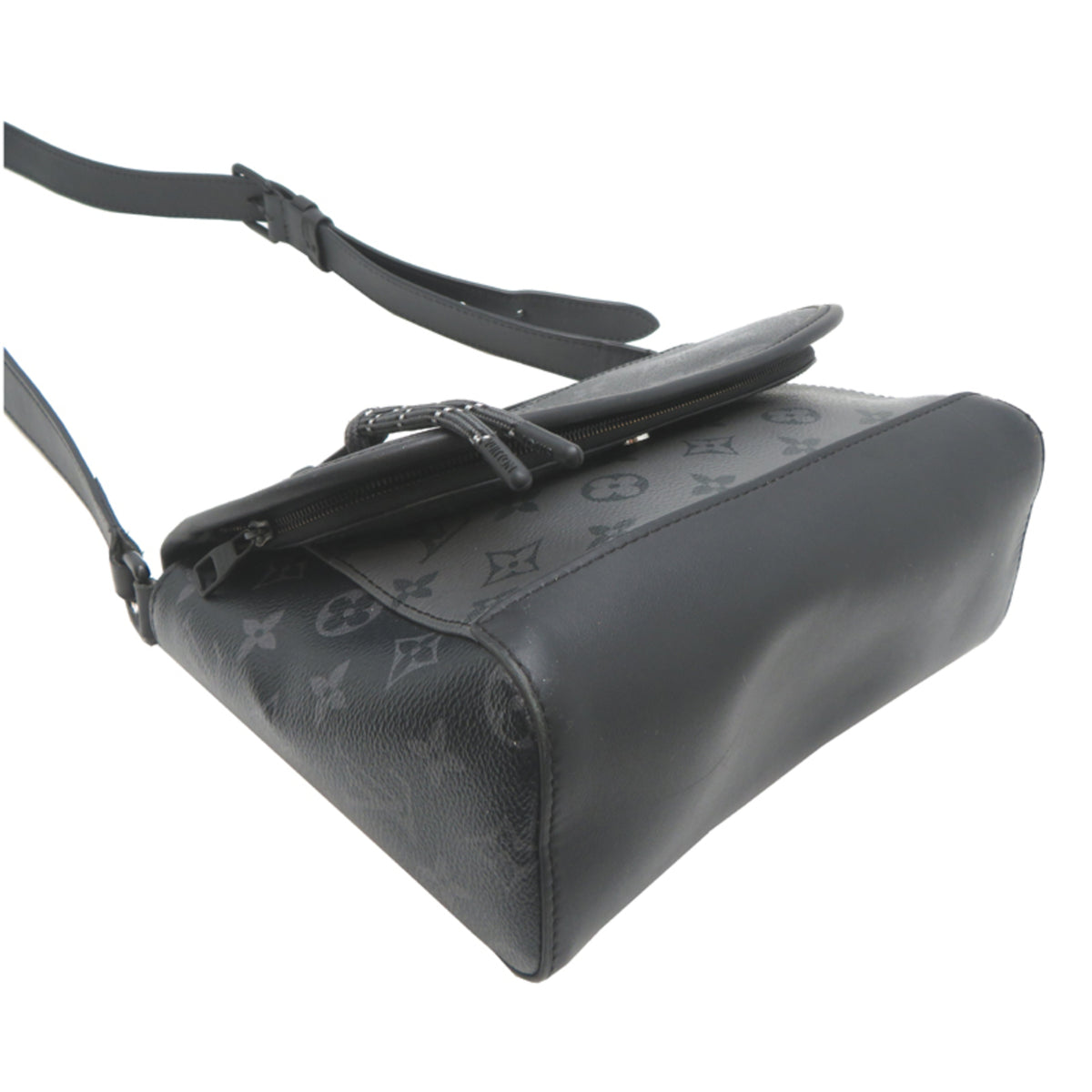 Louis Vuitton Black Monogram Eclipse Shoulder Bag (Pre-Owned)
