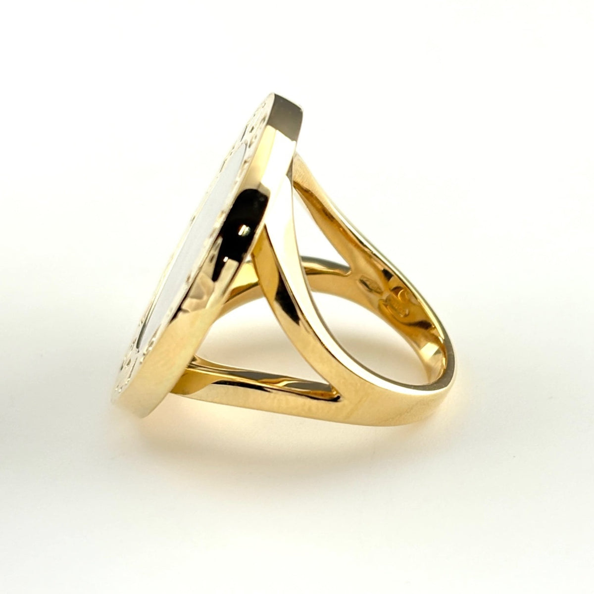 Bvlgari Yellow Gold (18K) Band Ring (Pre-Owned)