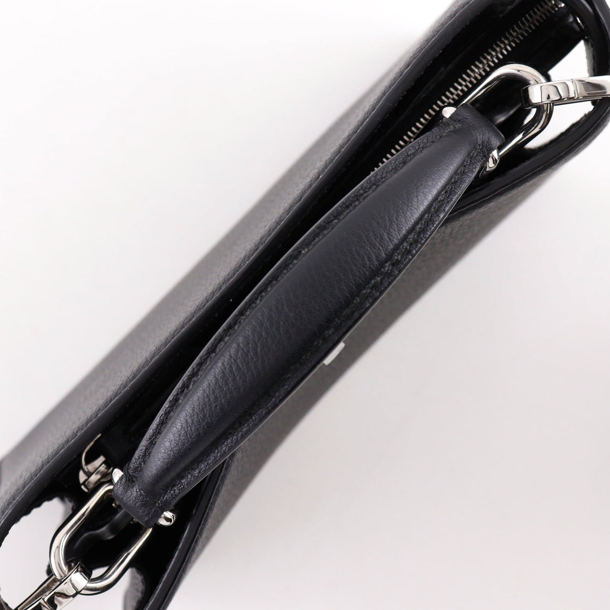 Fendi Peekaboo Black Leather Handbag (Pre-Owned)
