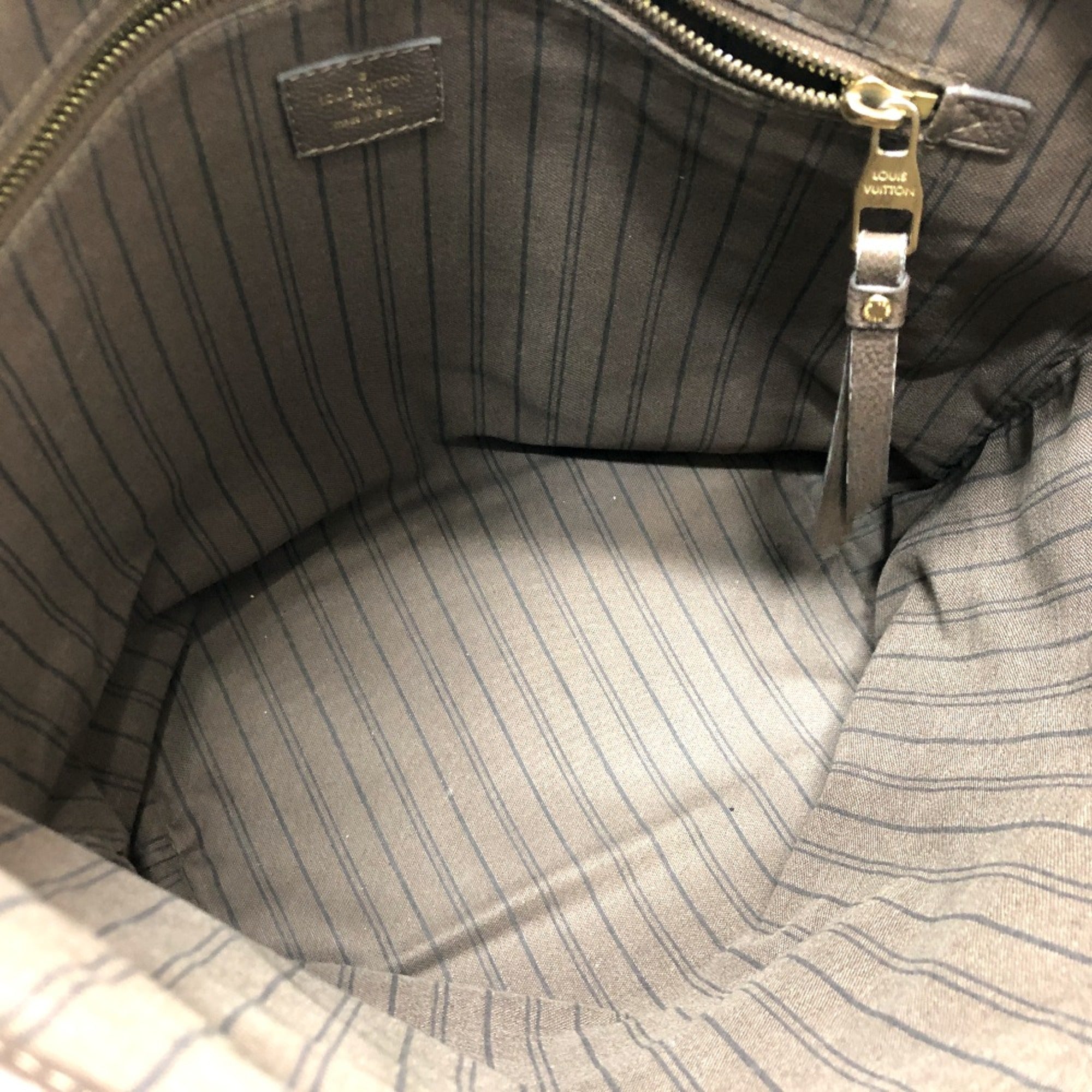 Louis Vuitton Brown Other Tote Bag (Pre-Owned)