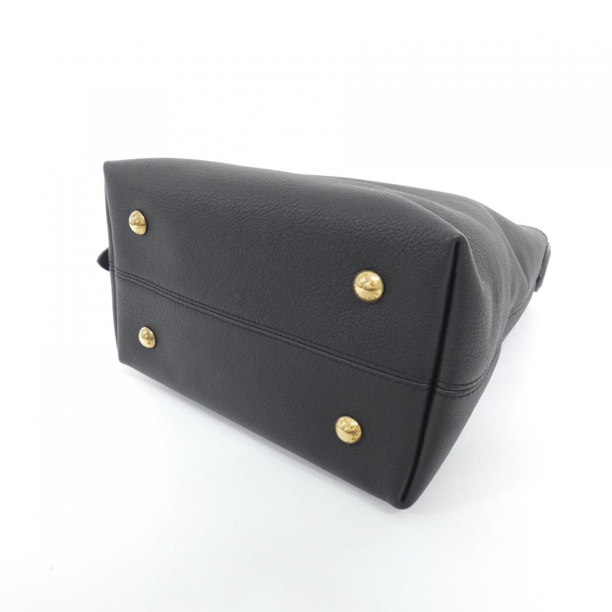 Louis Vuitton Black Leather Pouch Shoulder Bag (Pre-Owned)