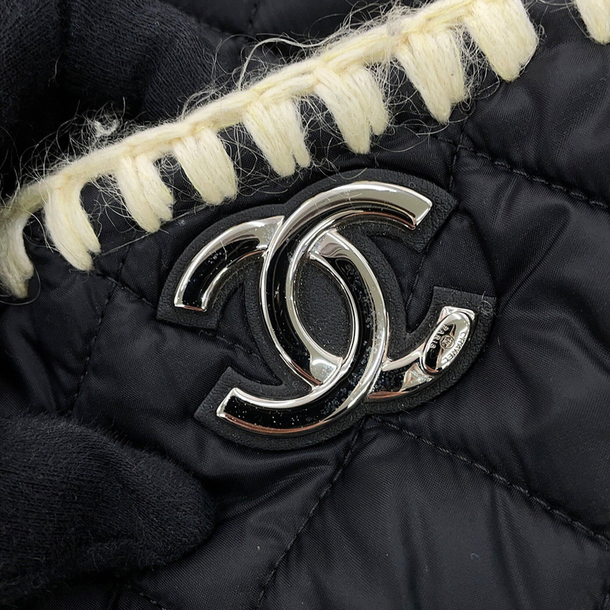Chanel Black Ivory Nylon Leather Tote Bag (Pre-Owned)