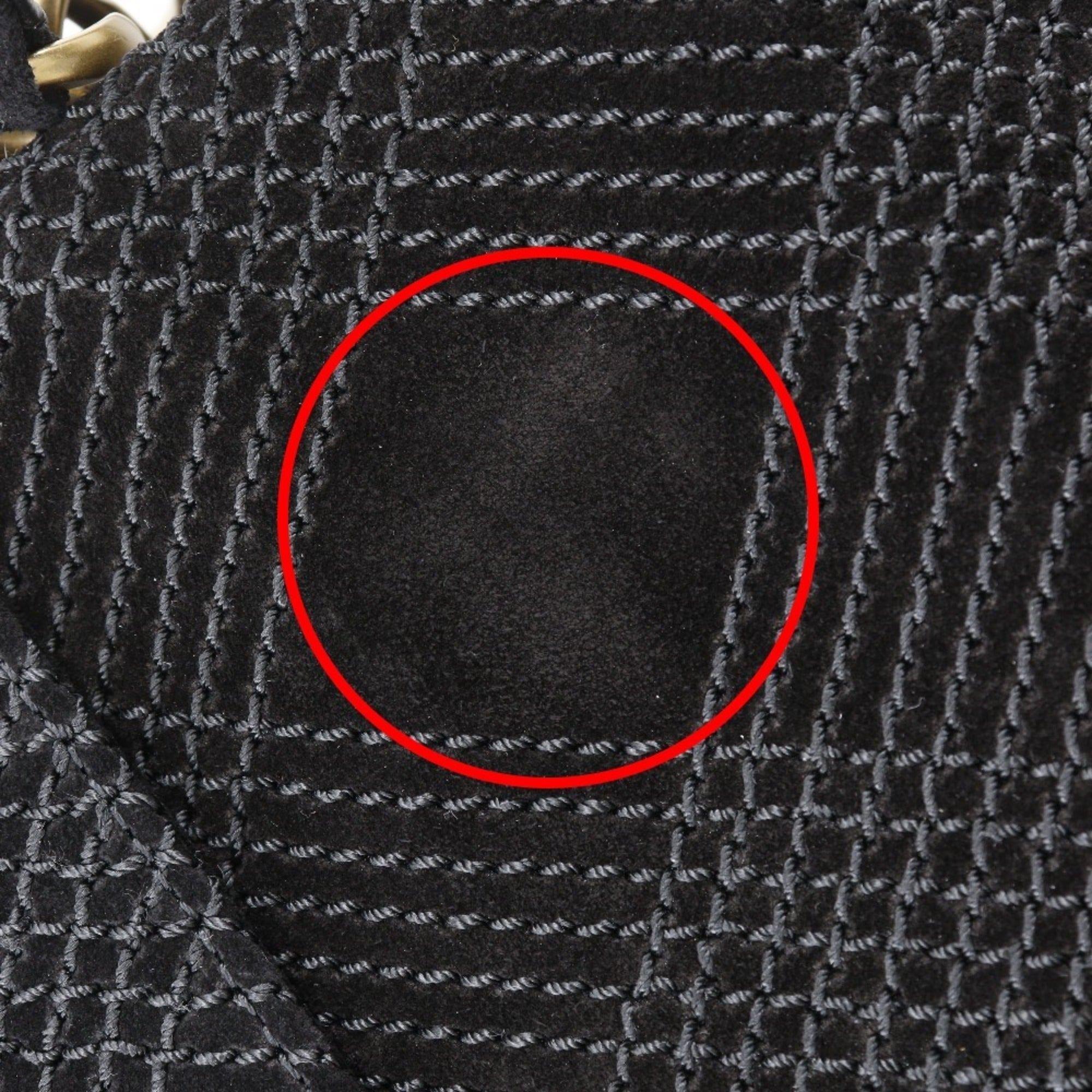 Chanel Black Suede Shoulder Bag (Pre-Owned)