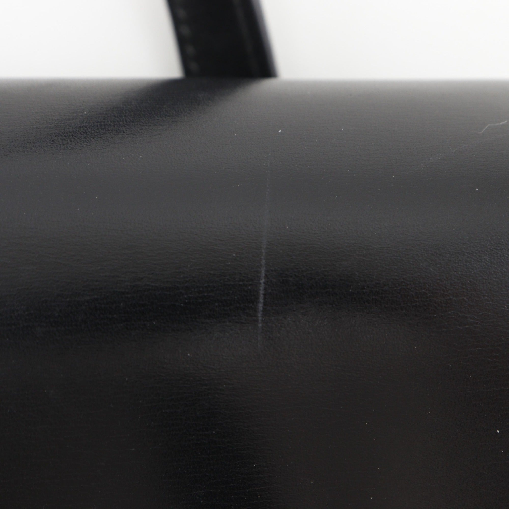 Gucci Black Leather Handbag (Pre-Owned)