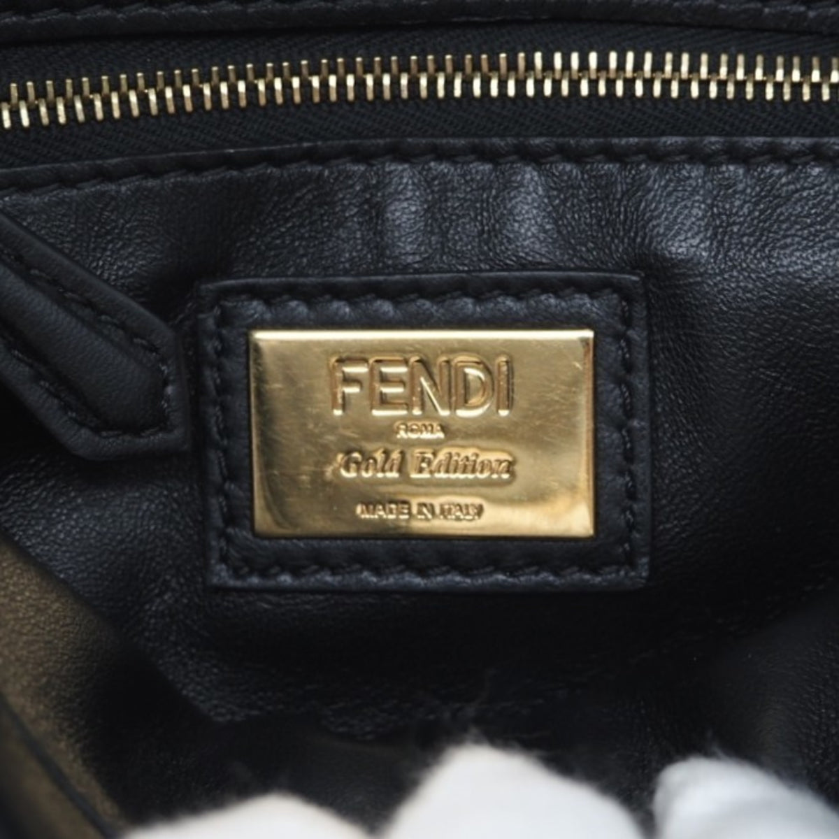 Fendi Black Leather Handbag (Pre-Owned)
