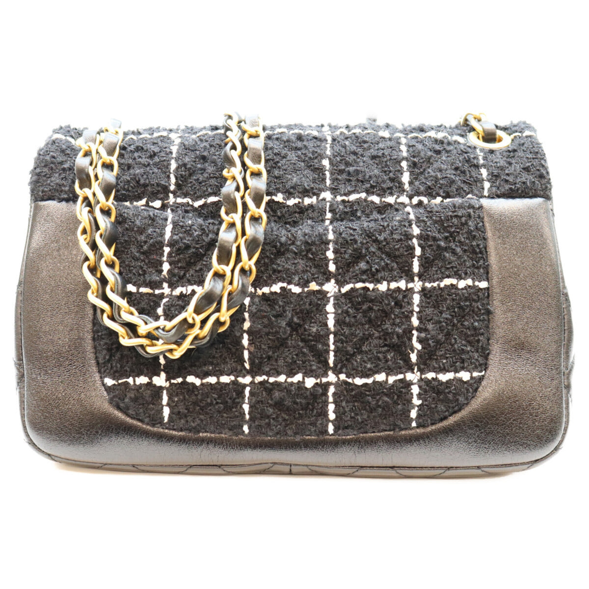 Chanel Black Tweed Shoulder Bag (Pre-Owned)