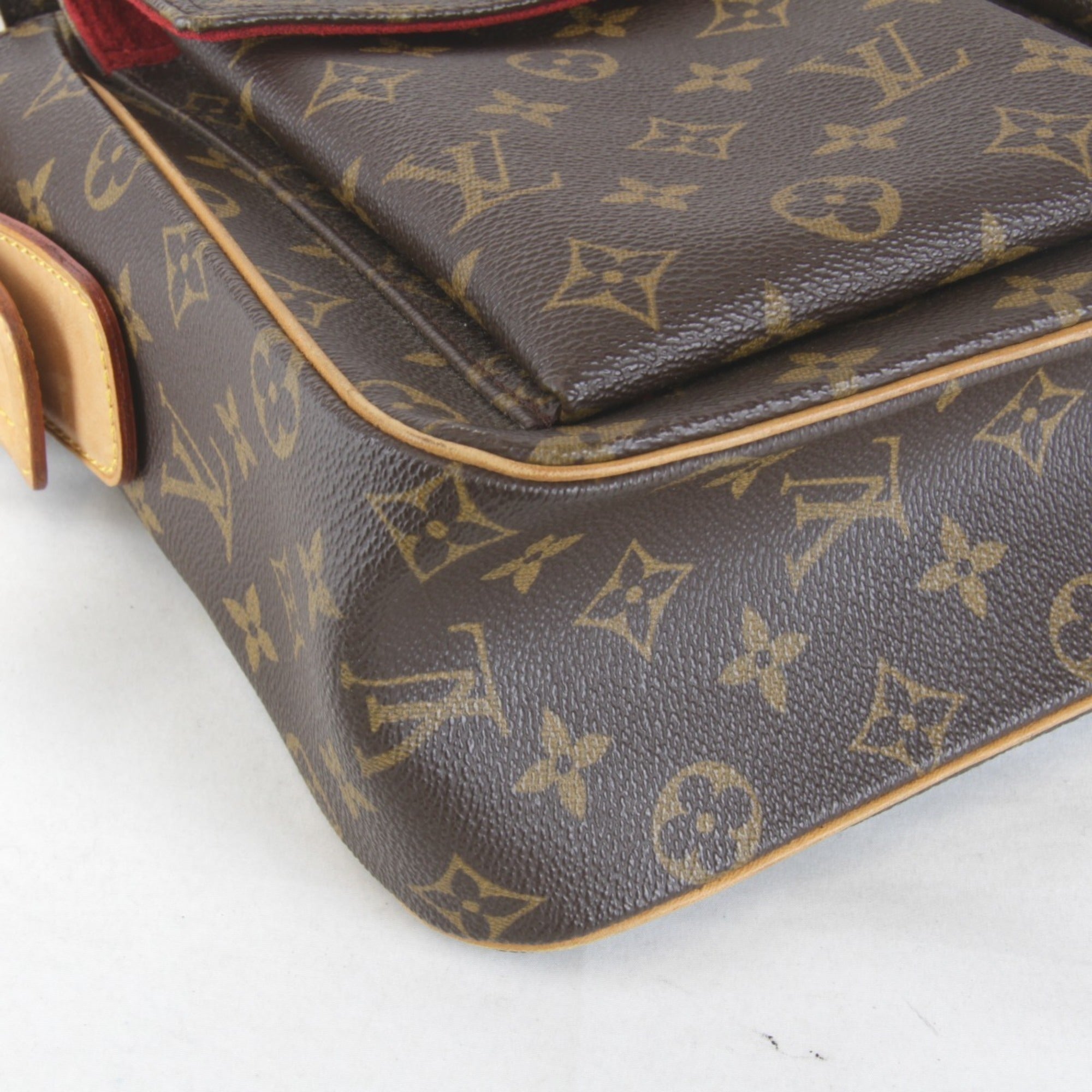Louis Vuitton Monogram Brown Monogram Shoulder Bag (Pre-Owned)