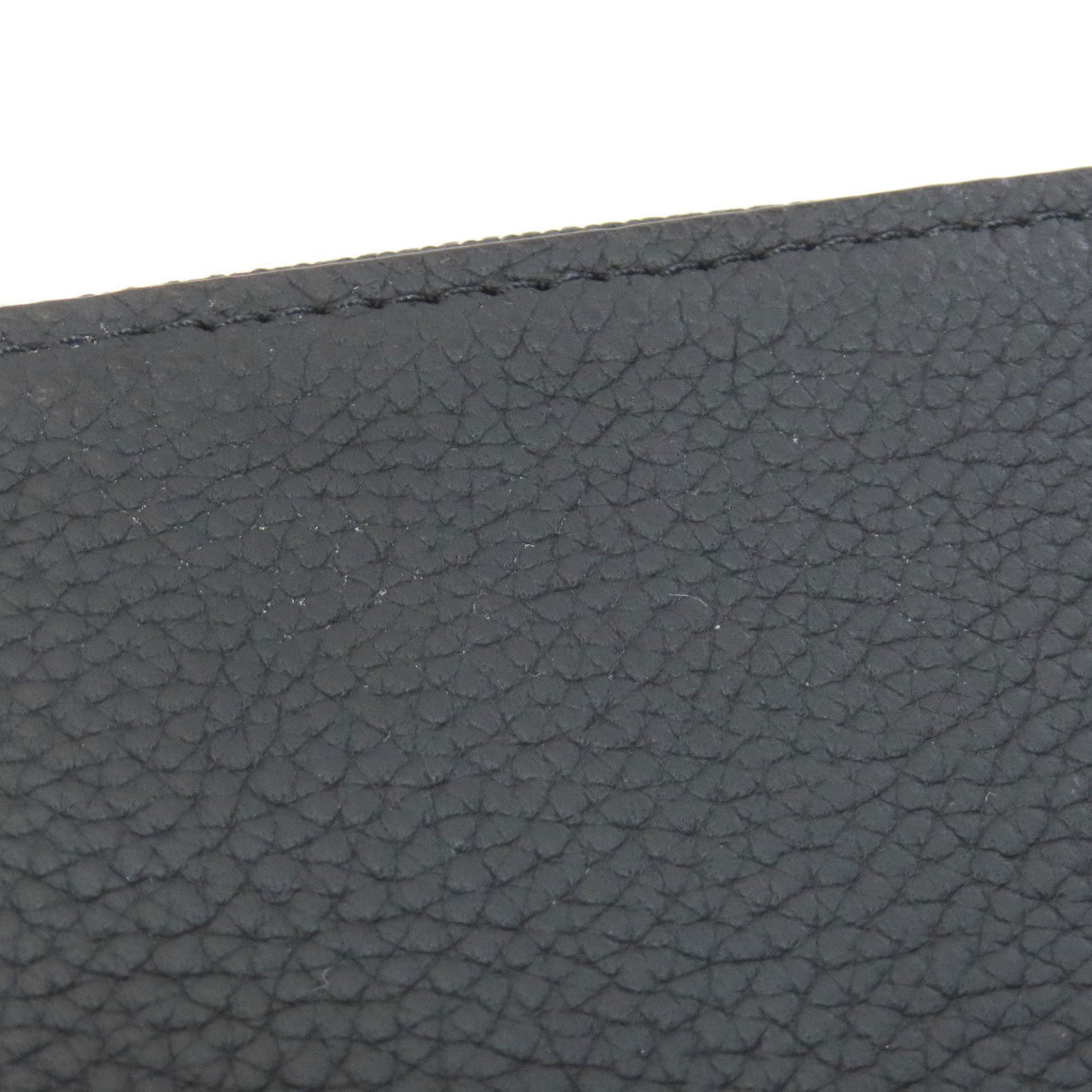 Louis Vuitton Noir Shoulder Bag (Pre-Owned)