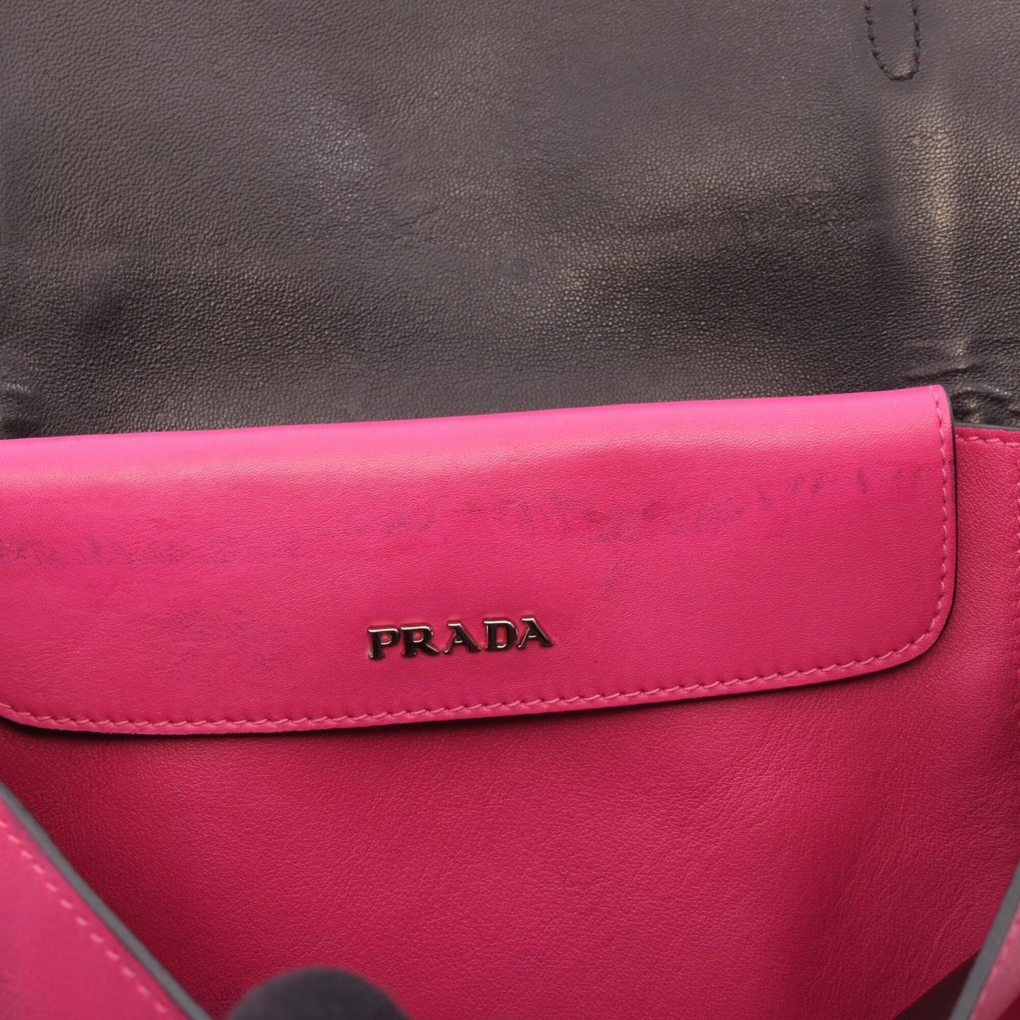 Prada Pink Leather Handbag Shoulder Bag (Pre-Owned)