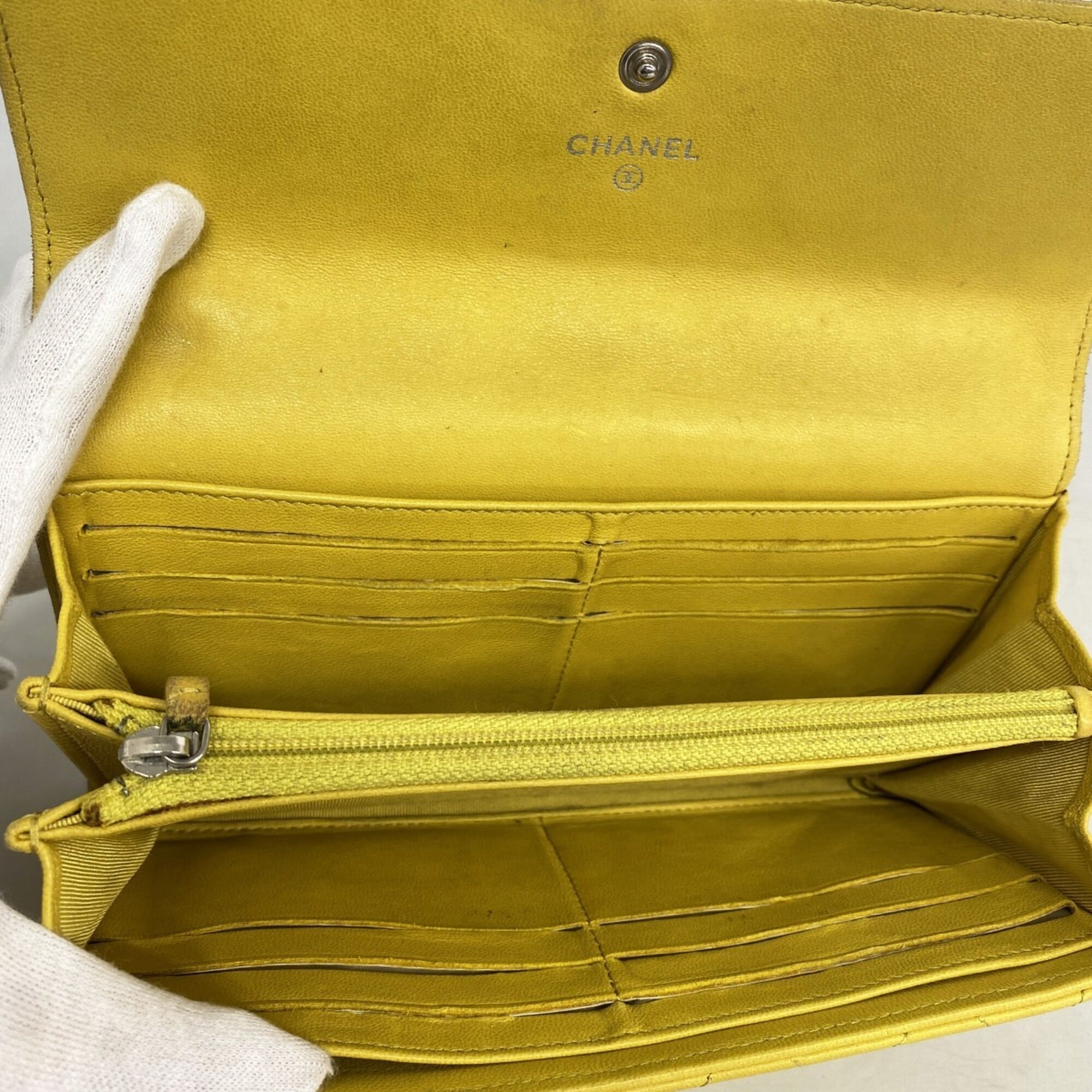 Chanel Yellow Leather Long Wallet (Bi-Fold) (Pre-Owned)