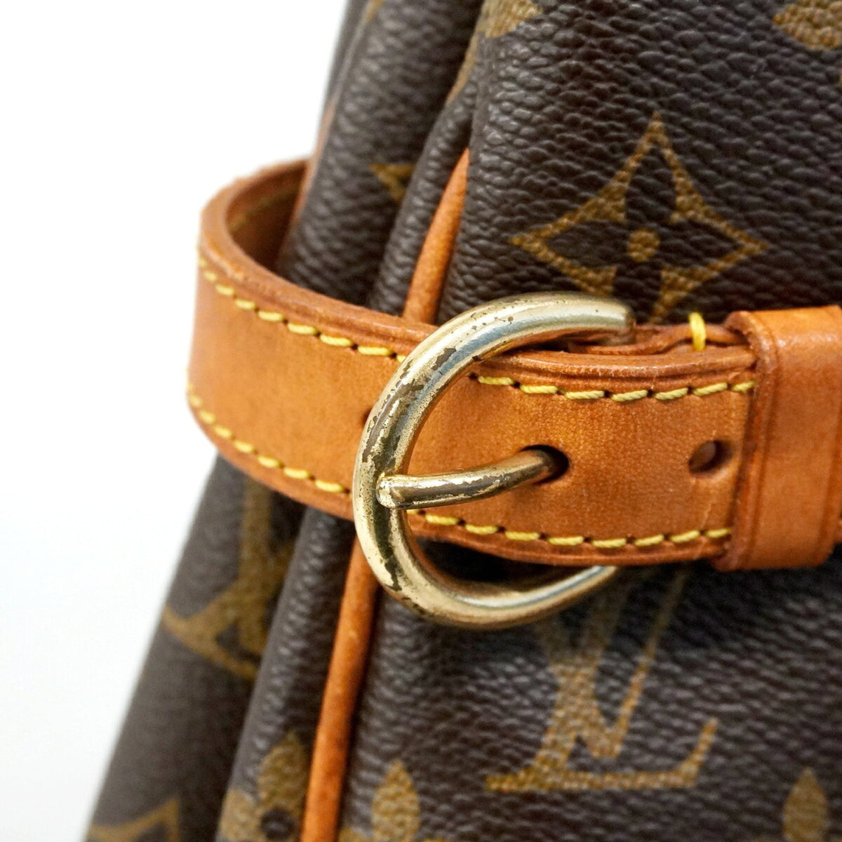 Louis Vuitton Brown Tote Bag (Pre-Owned)