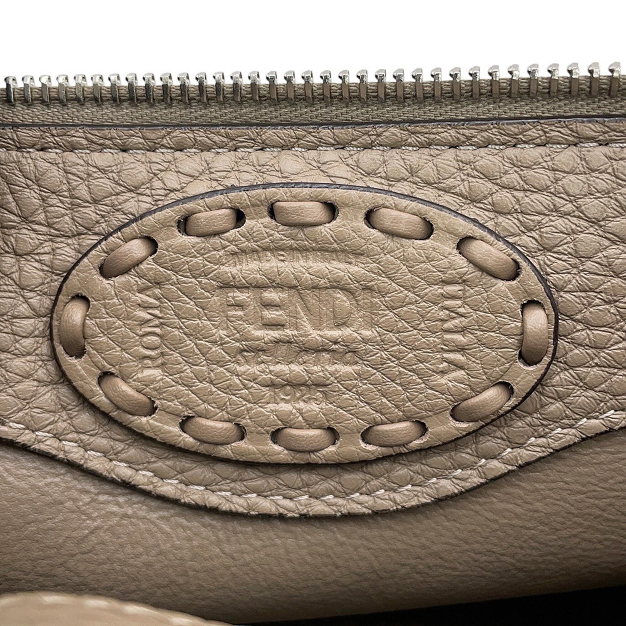 Fendi Selleria Gray Leather Handbag (Pre-Owned)
