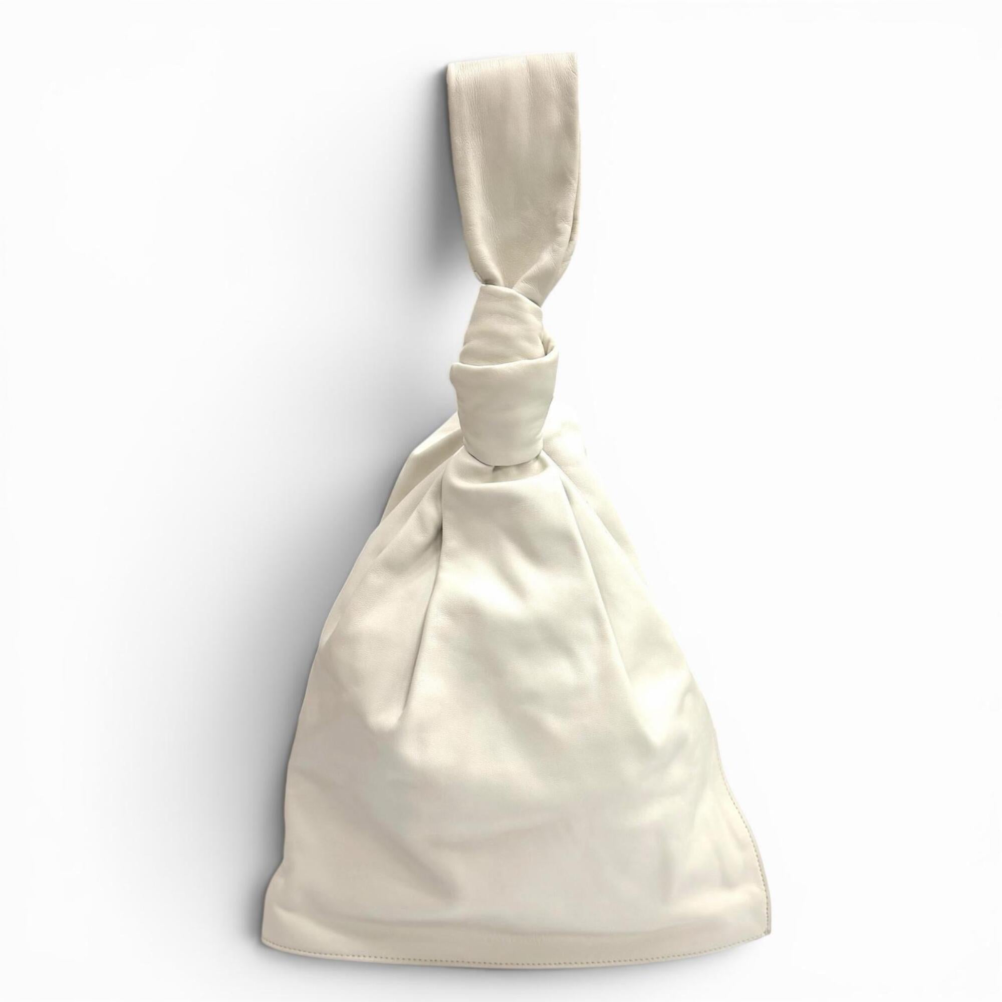 Bottega Veneta White Leather Handbag (Pre-Owned)