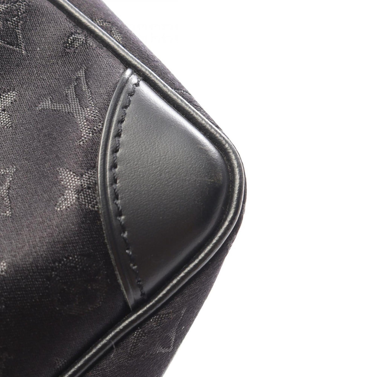 Louis Vuitton Black Noir Fabric Leather Handbag (Pre-Owned)