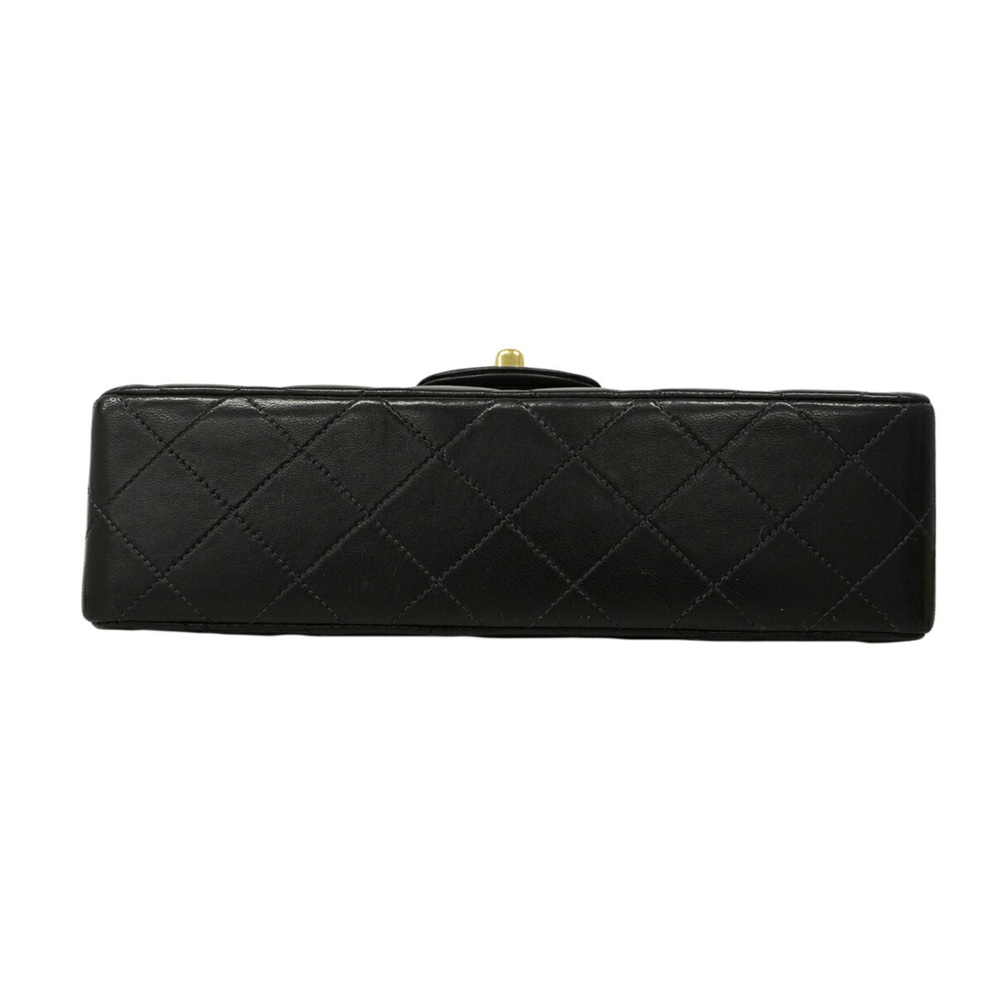 Chanel Black Leather Shoulder Bag (Pre-Owned)