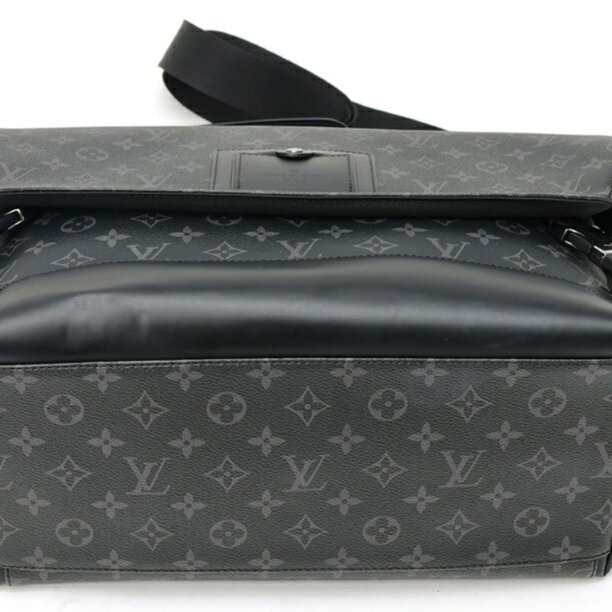 Louis Vuitton Black Monogram Eclipse Monogram Eclipse Handbag Shoulder Bag (Pre-Owned)
